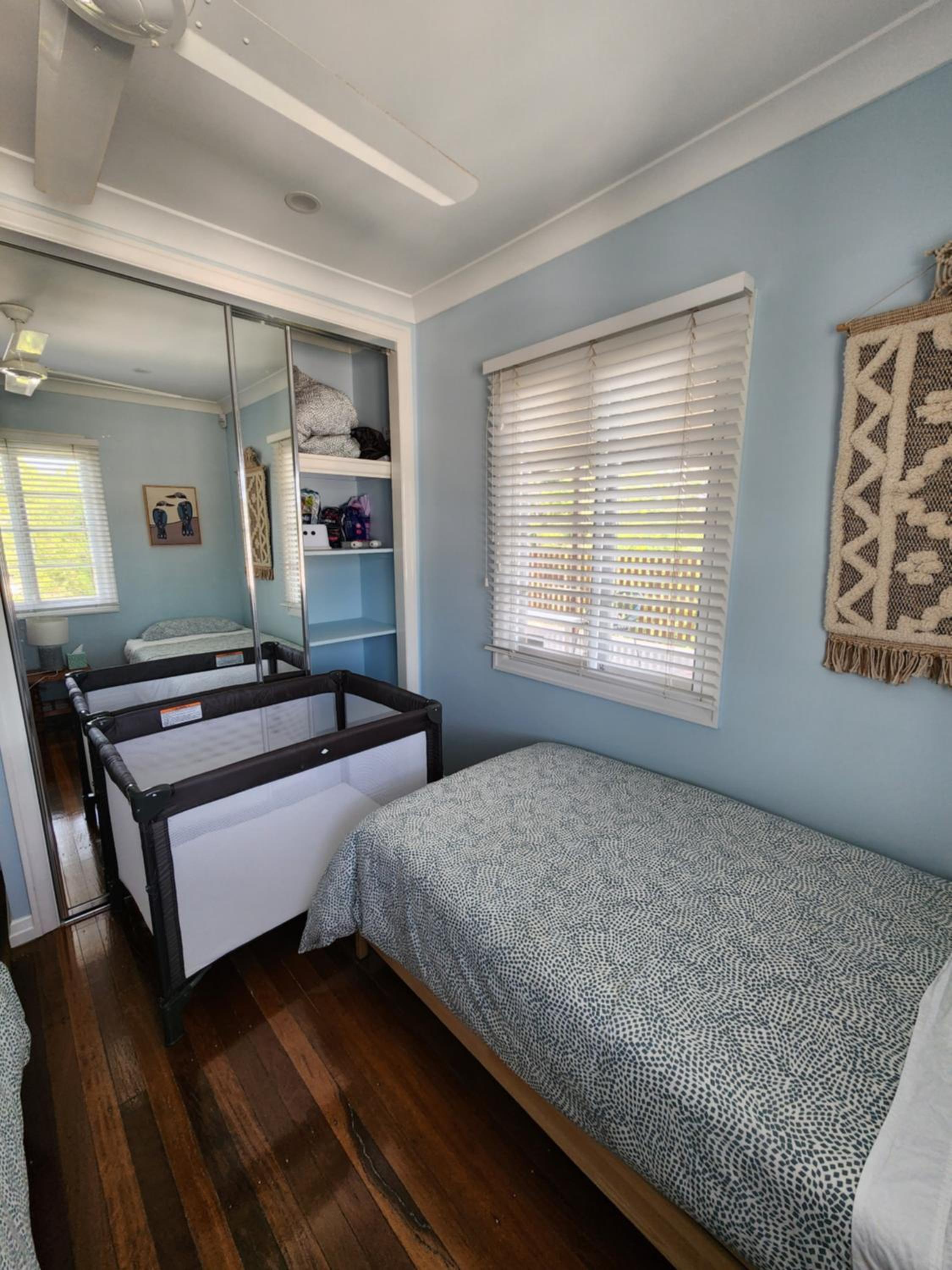 OXLEY Mineral Pool & Private Home suburbanSTAY