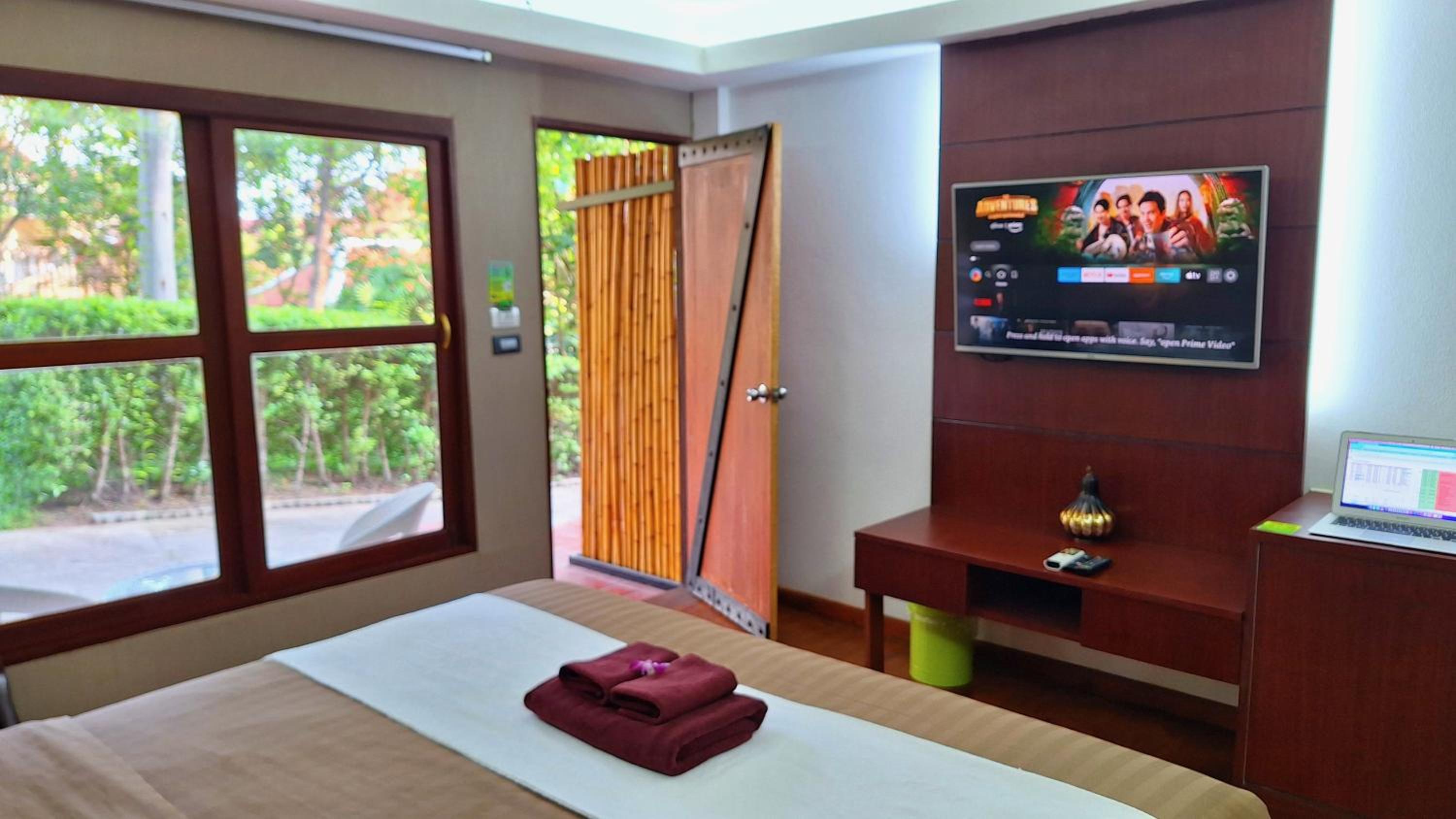 Alpha Gay Resort & Spa - Men Only
