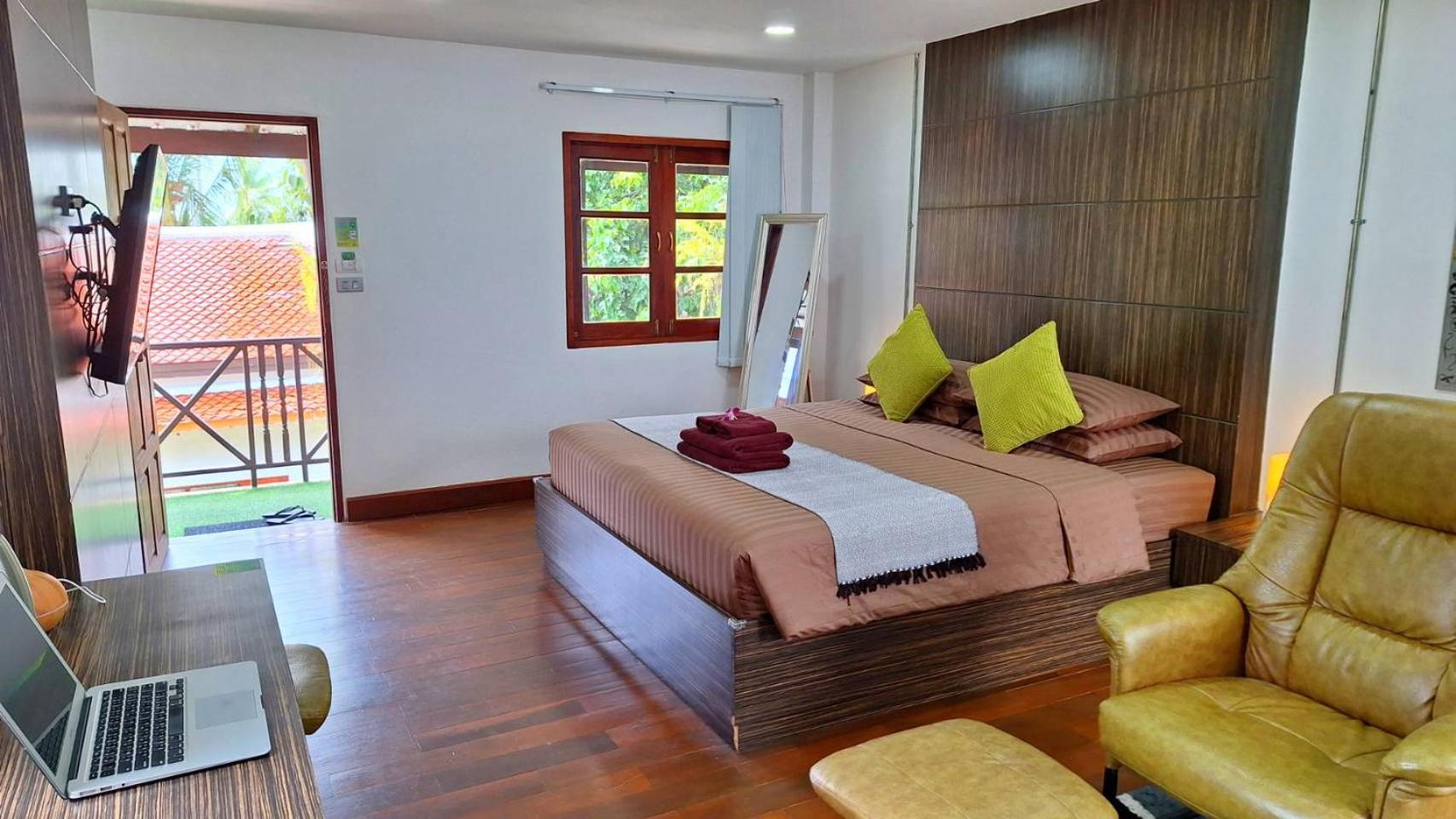 Alpha Gay Resort & Spa - Men Only