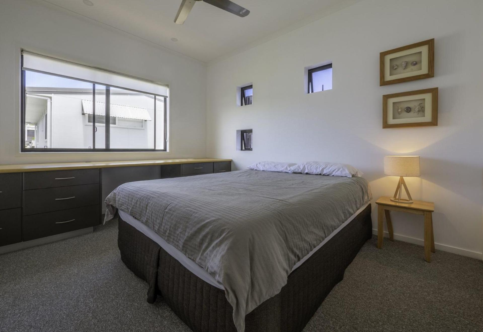 Campbell St 11 Moffat Beach