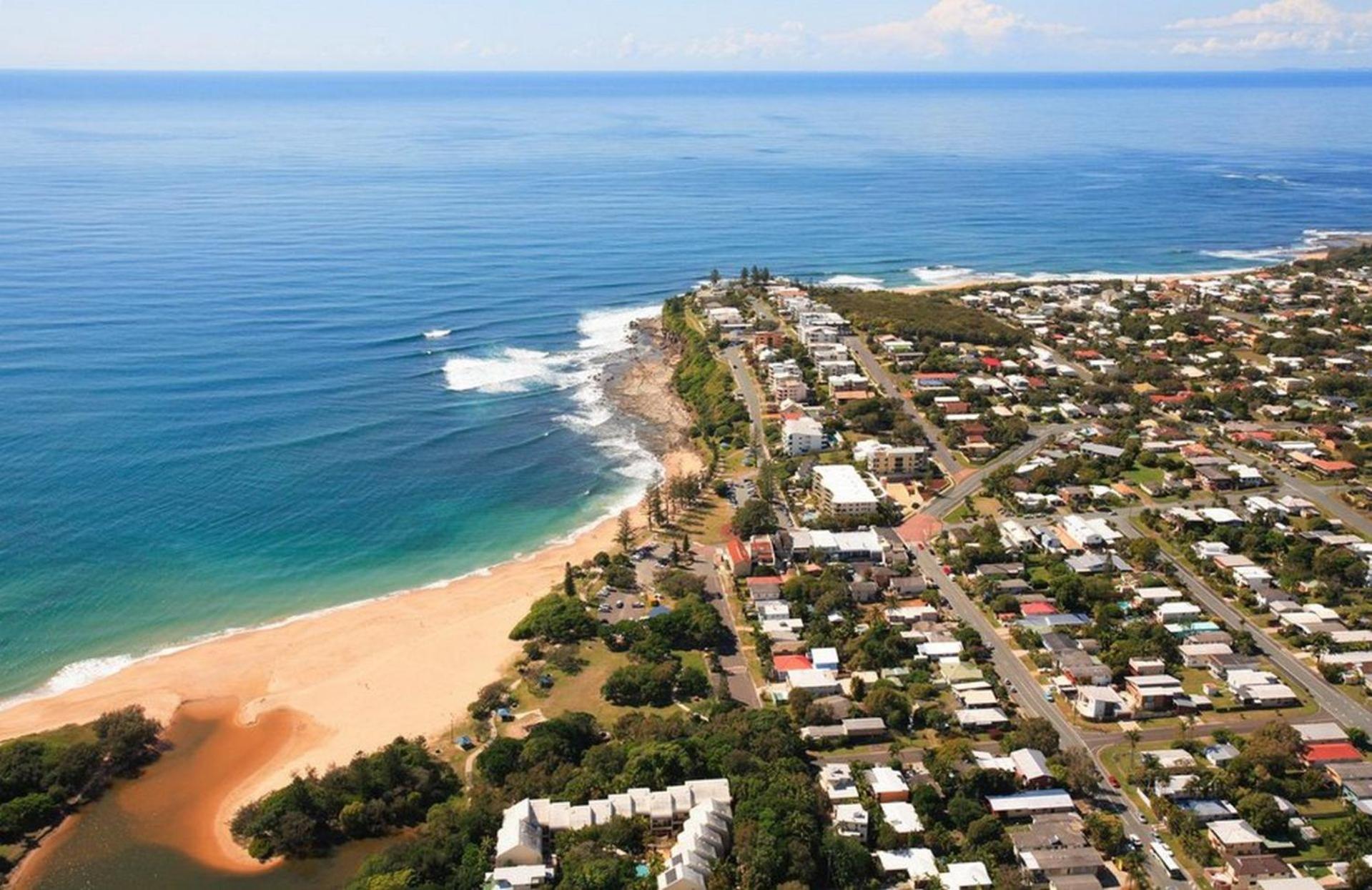 Campbell St 11 Moffat Beach