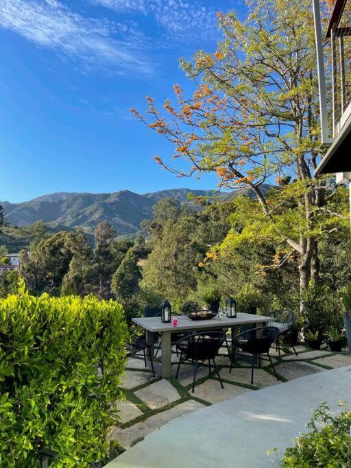 Secluded Modern Montecito retreat view 5