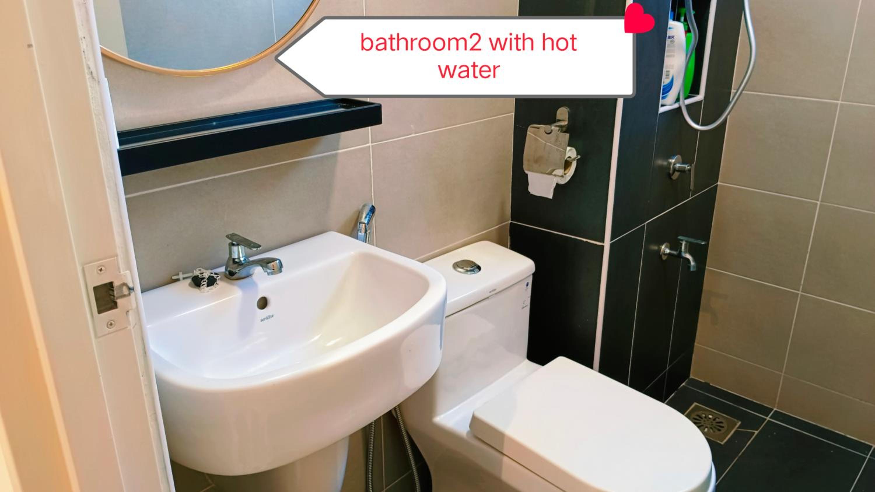 Kulai D'Putra Suites 1min to ioiMall near JPO, Senai Airport photo 6
