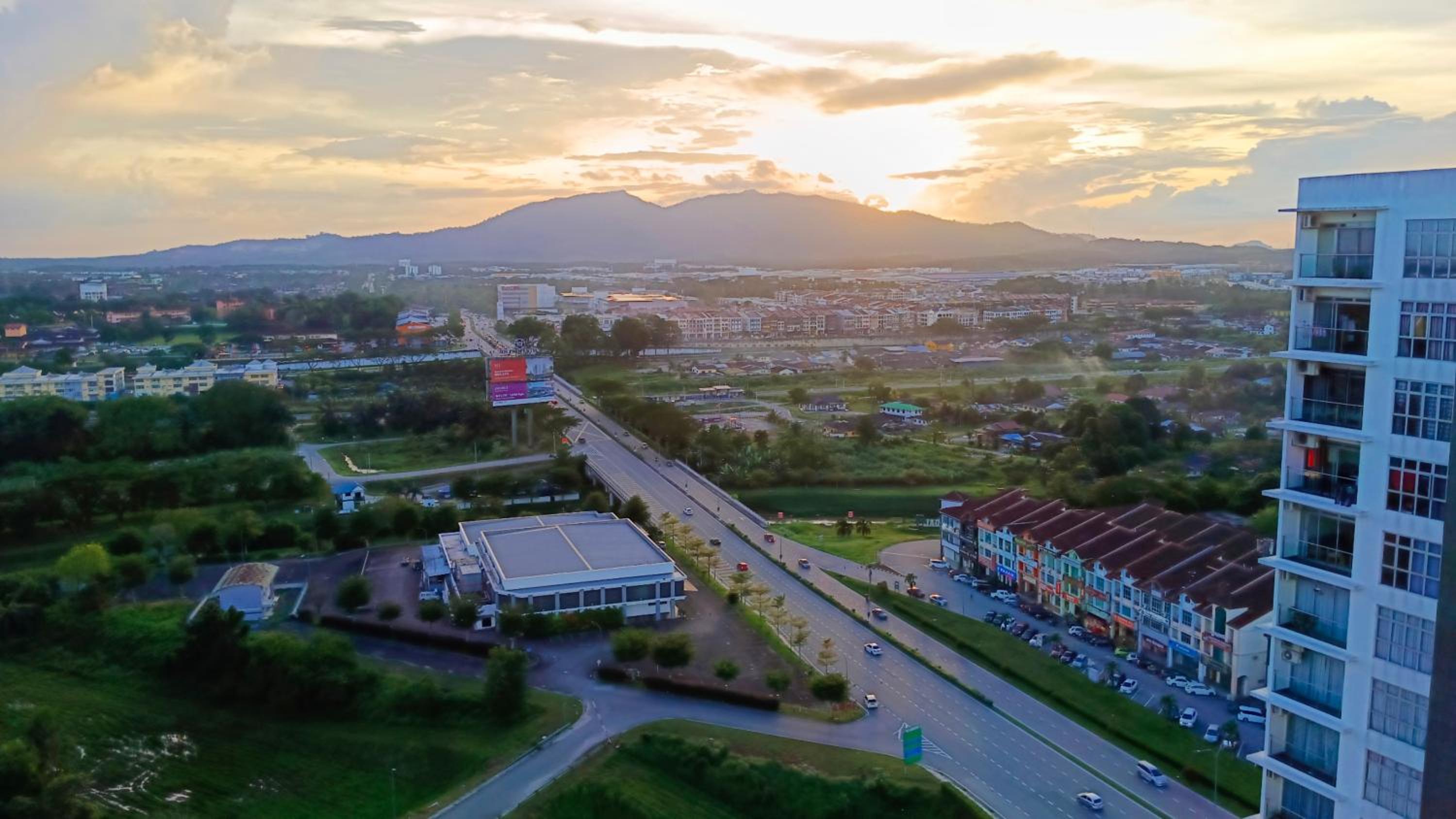 Kulai D'Putra Suites 1min to ioiMall near JPO, Senai Airport photo 7
