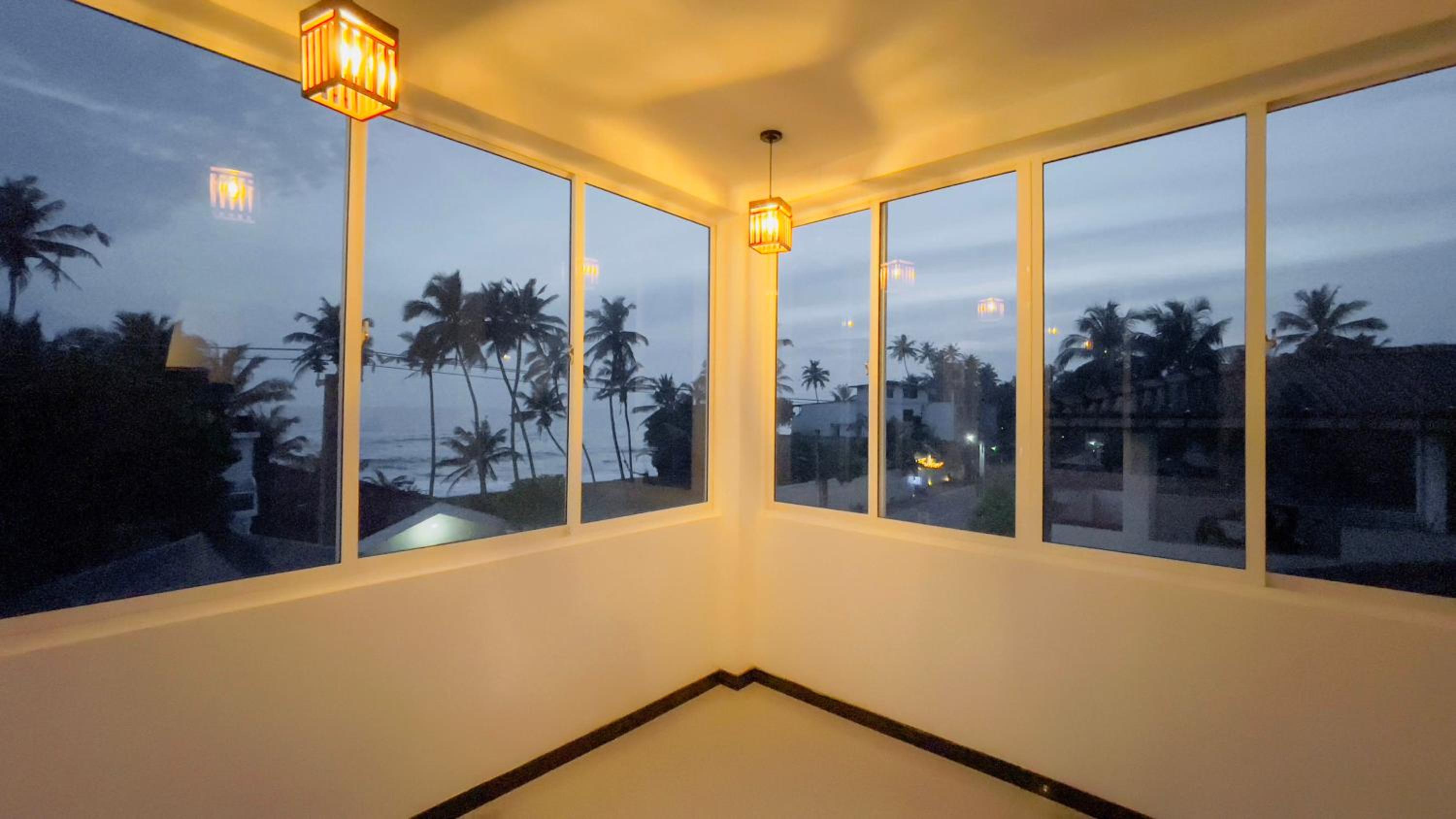 Eden Sea View