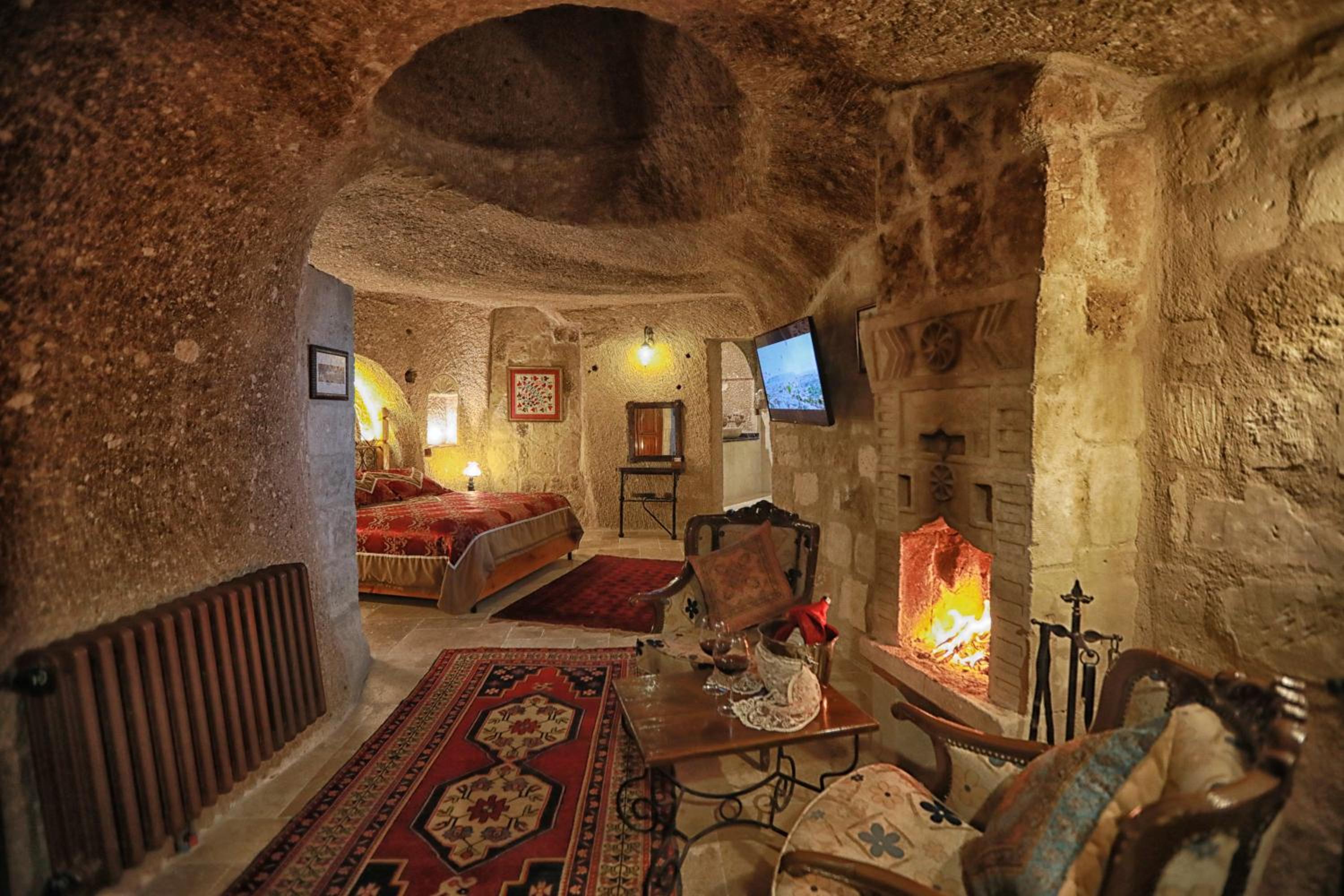 Traveller's Cave Hotel - Image 53