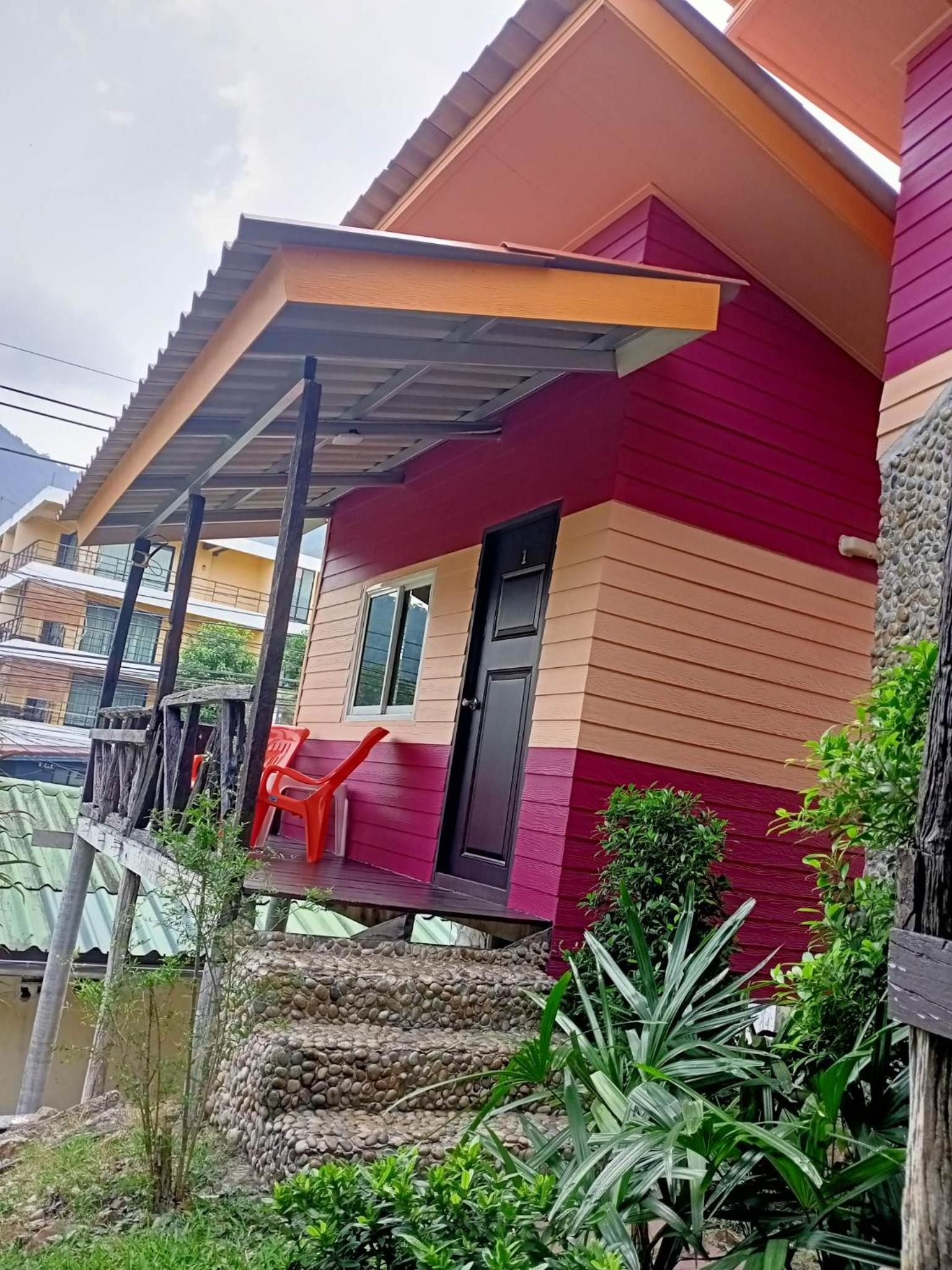 Cliff View Bungalows view 2