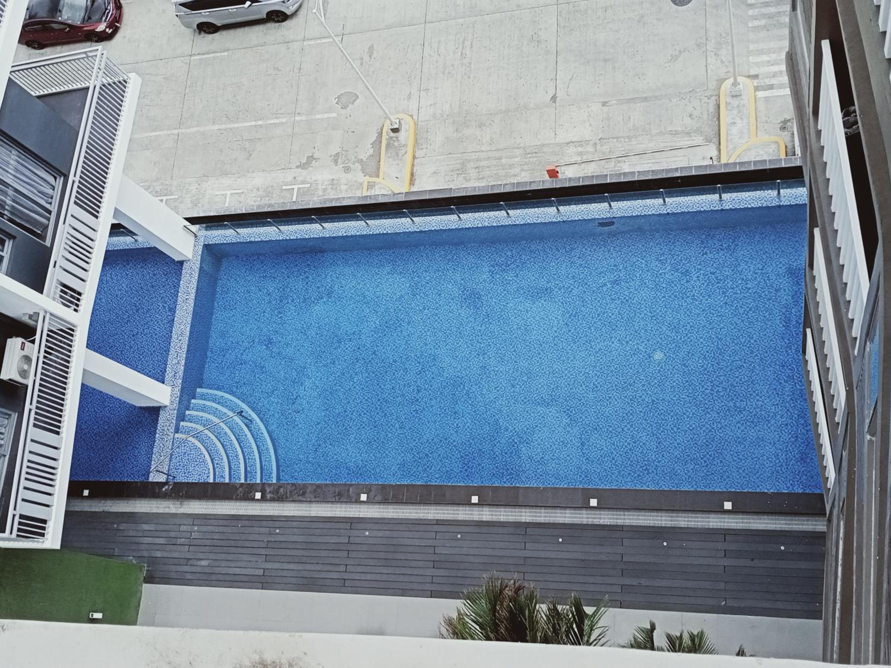 Condotel 810