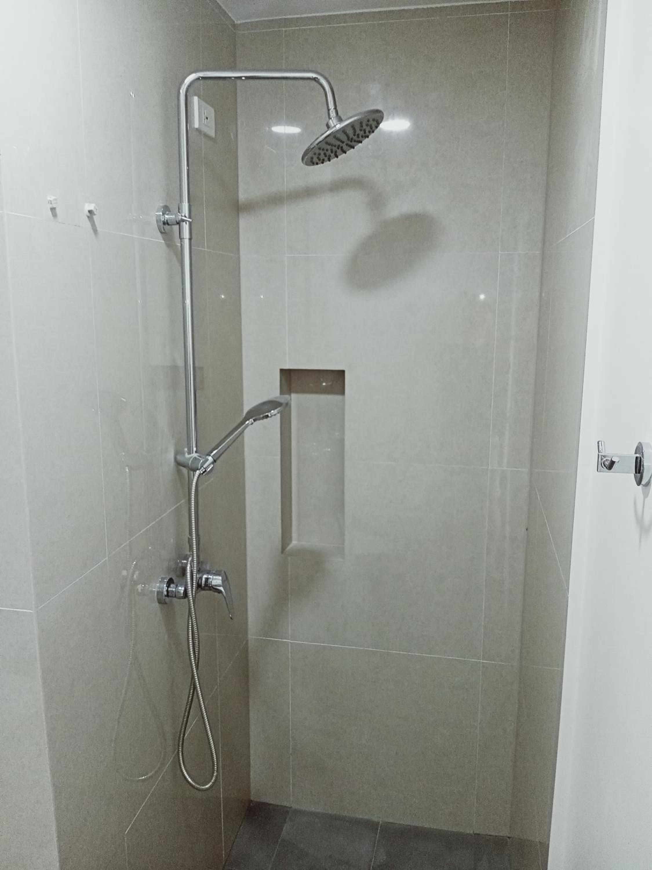 Condotel 810
