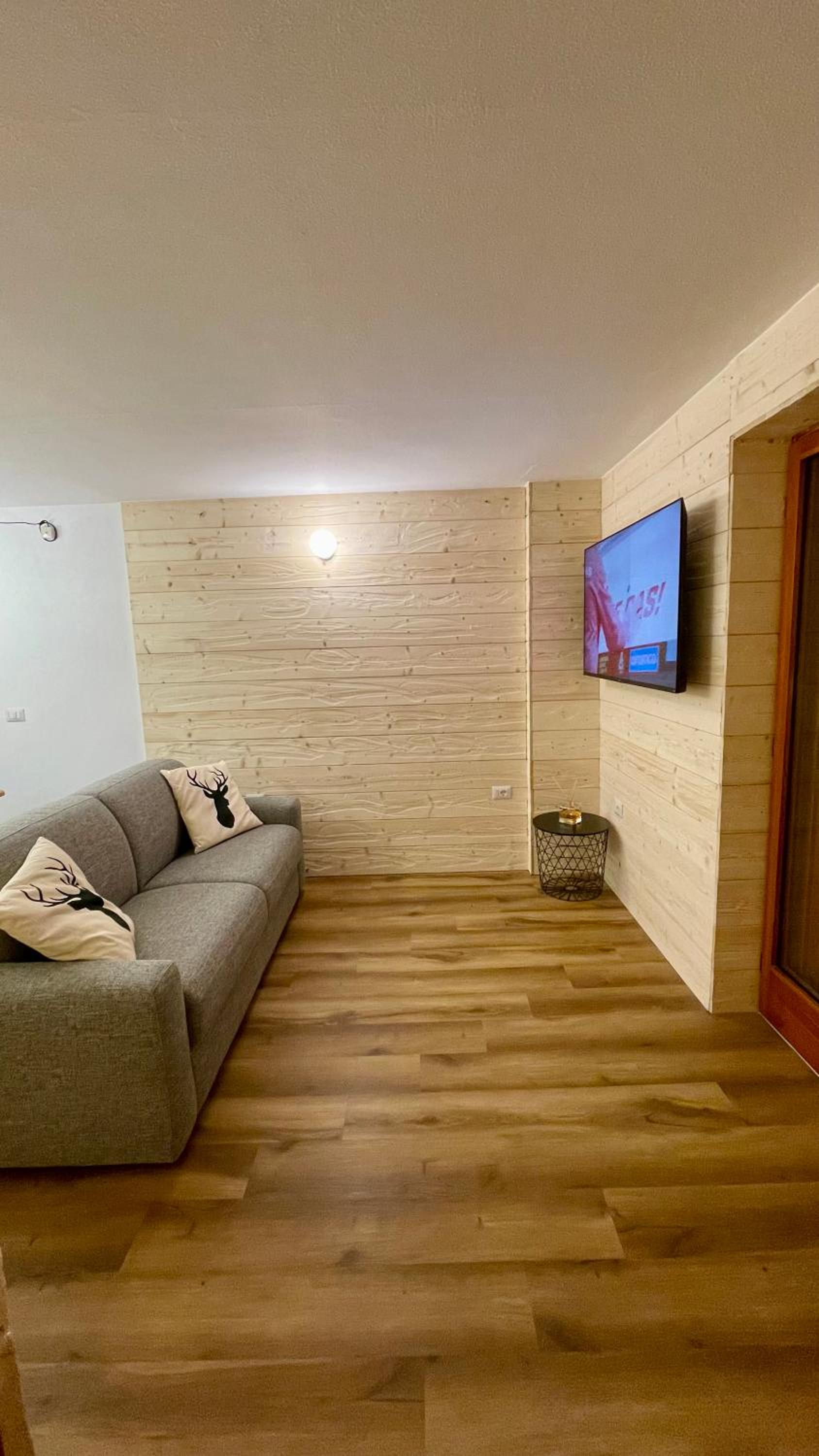 Lys Apartment view 3