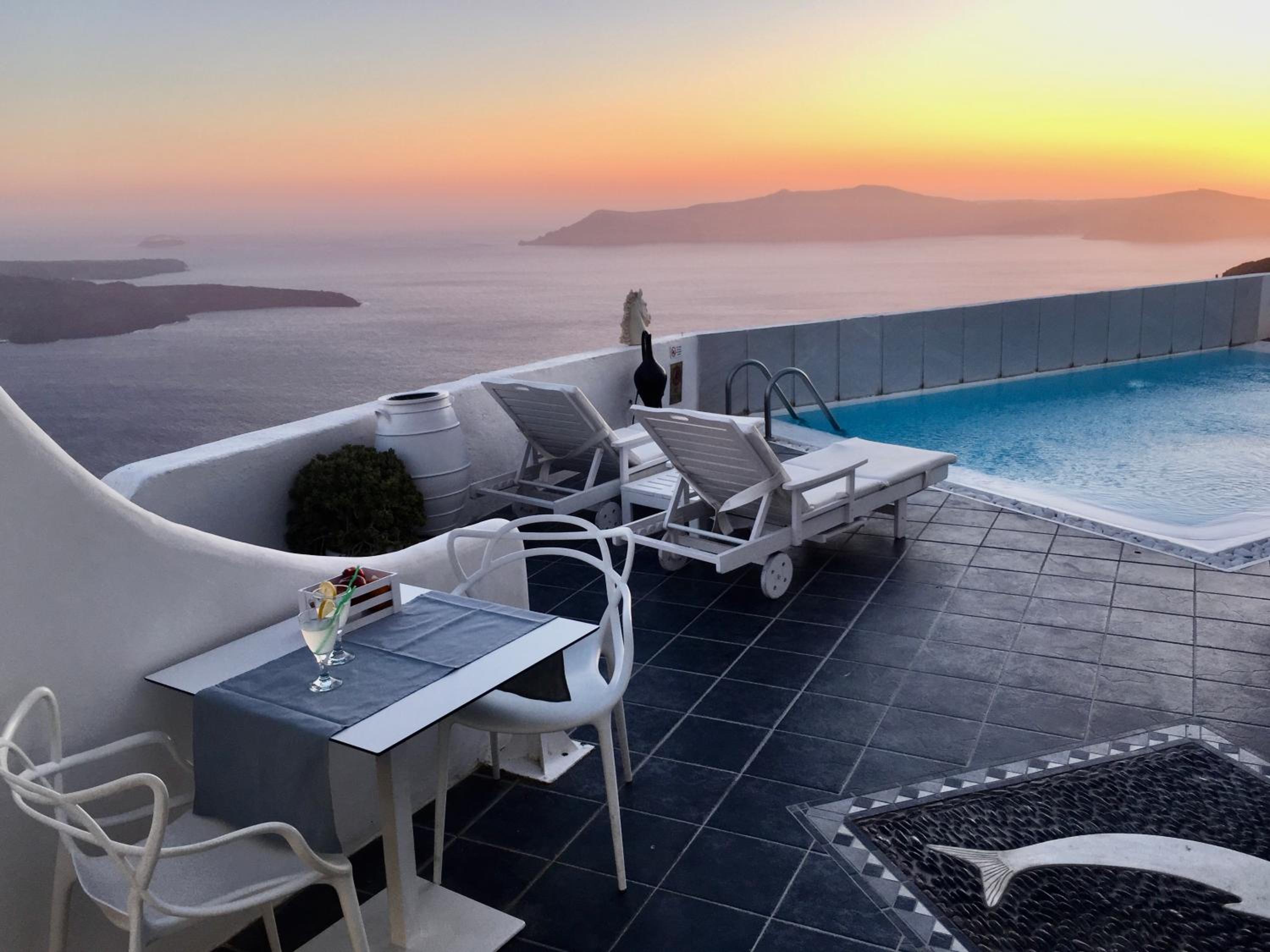 Aeolos Art and Eco Suites - Adults Only 130