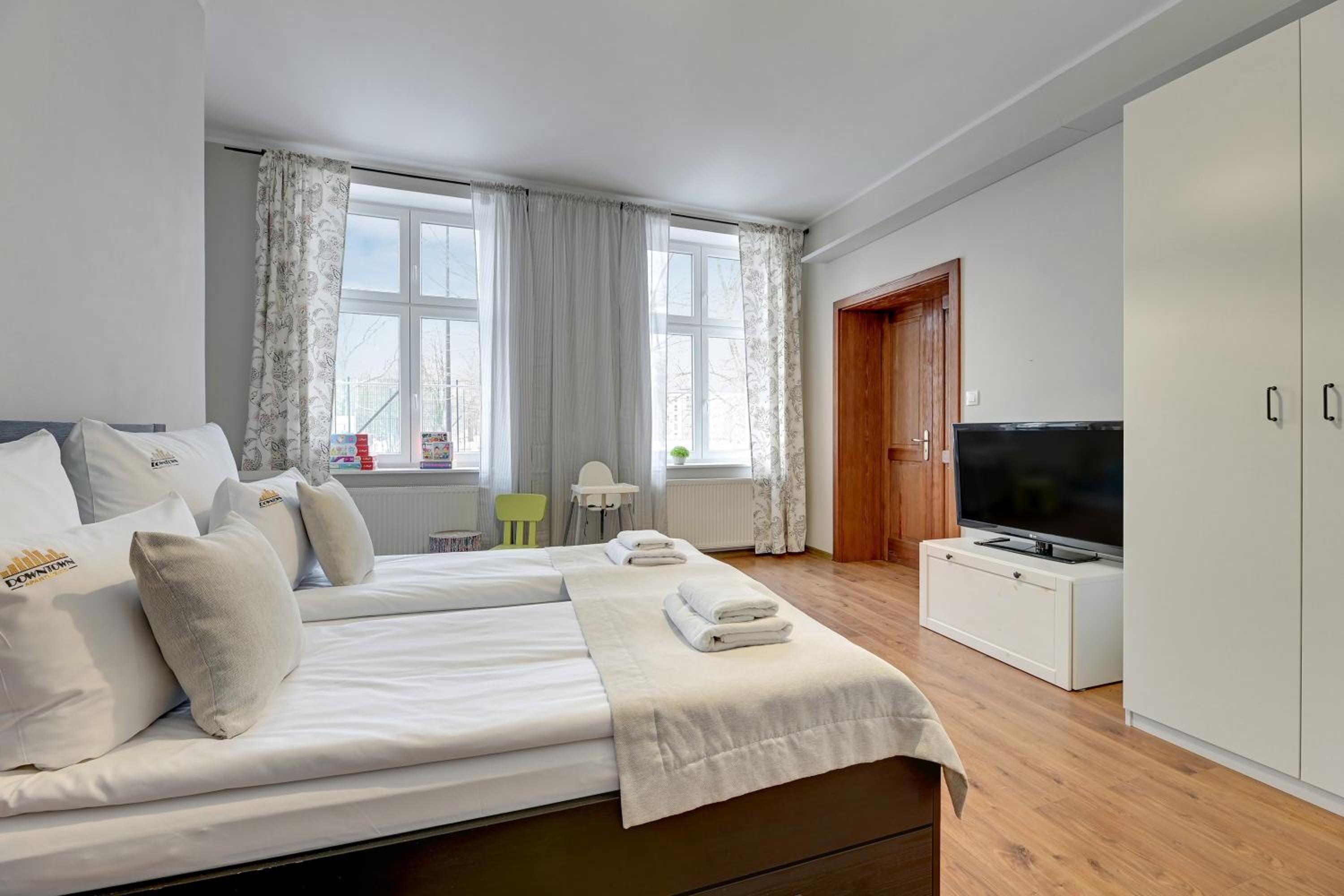 City Center, Art House & Family Stay by Downtown Apartments