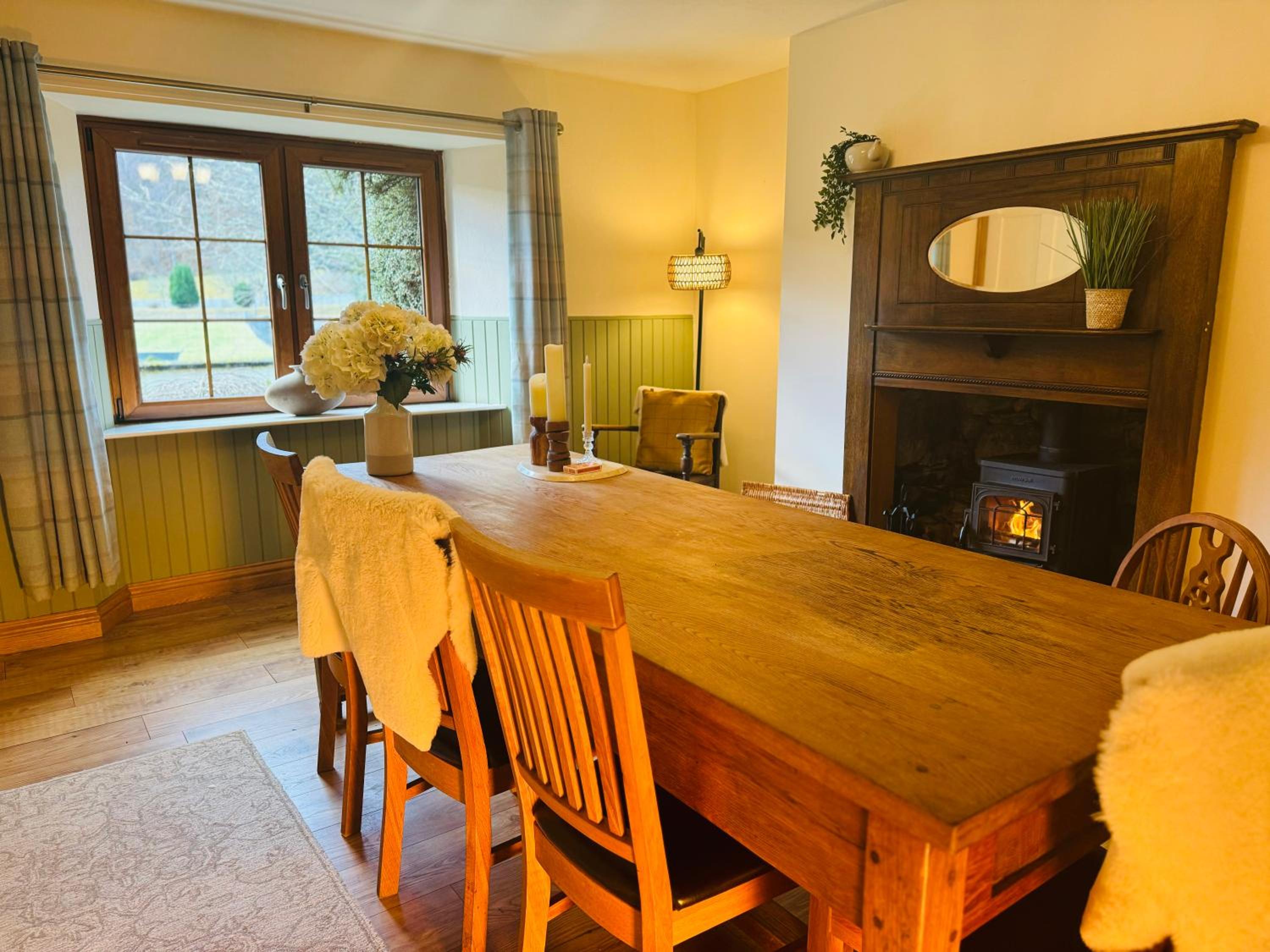 Rosemount Cottage TWO - Highland Cottage view 4
