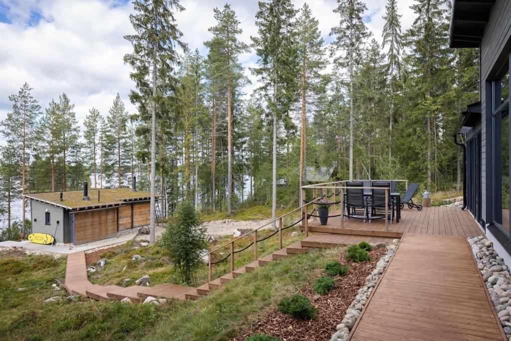 Holiday home with outdoor Jacuzzi and Sauna