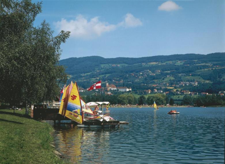 Zwei Schlafzimmer Ferienapartment Anna am Stubenbergsee inklusive zwei E-Bikes