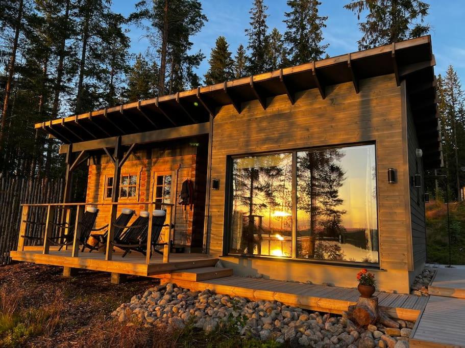 Holiday home with outdoor Jacuzzi and Sauna