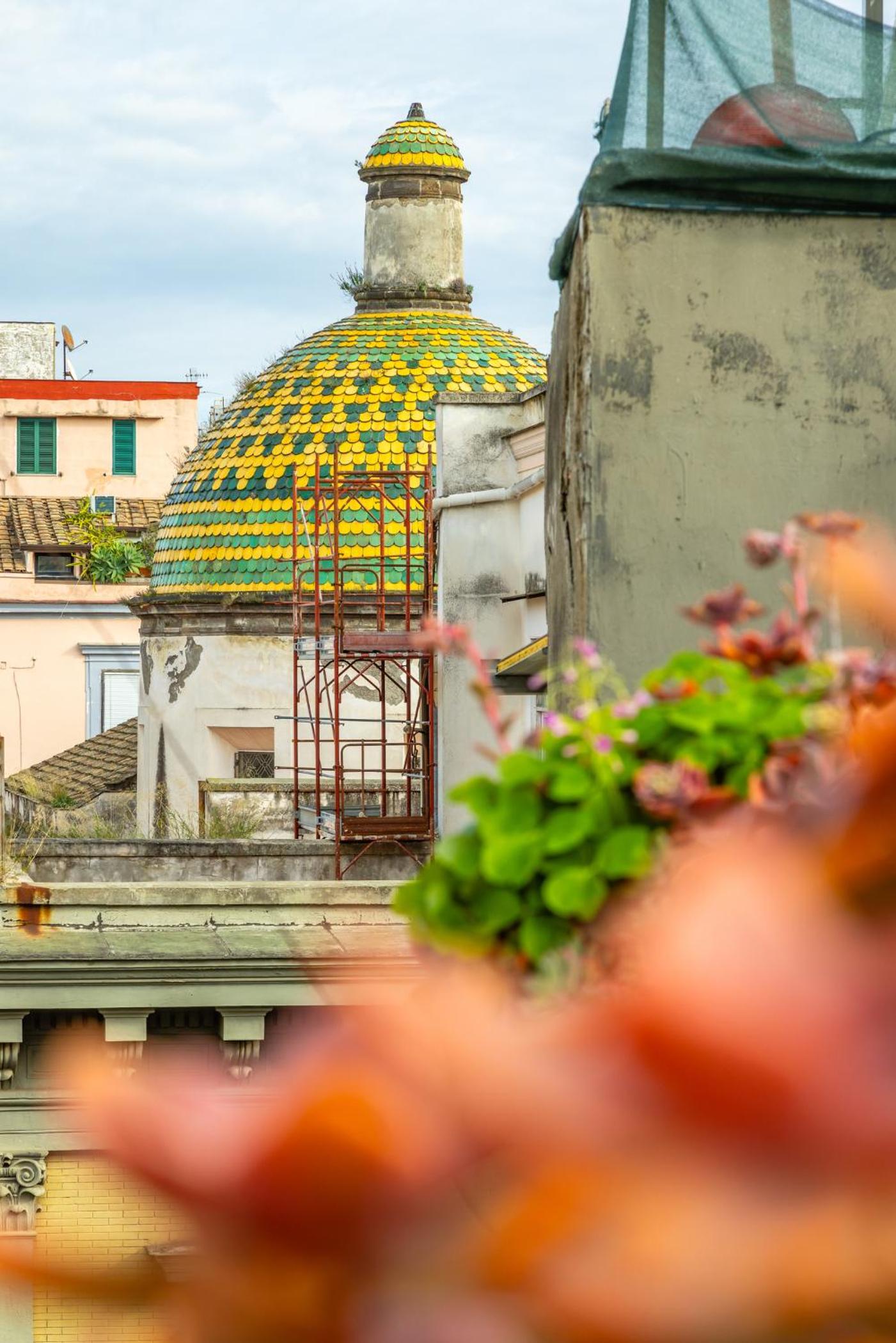 Santa Chiara Charming House with Terrace at Historical Center