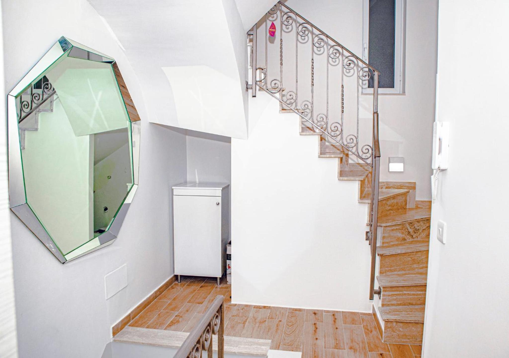 Sunny House Apartment 44 Malta view 4