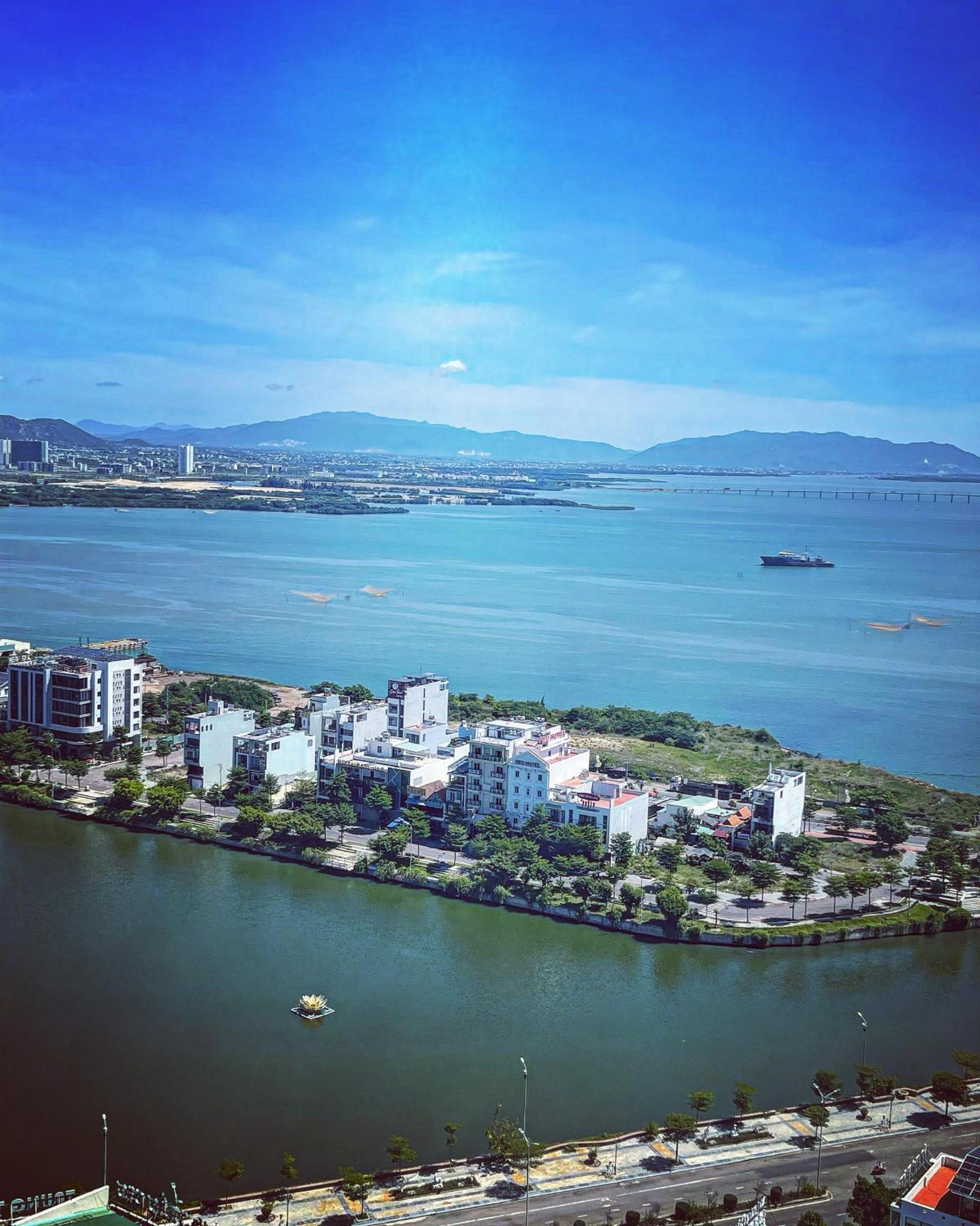 Aqua Vista Apartment