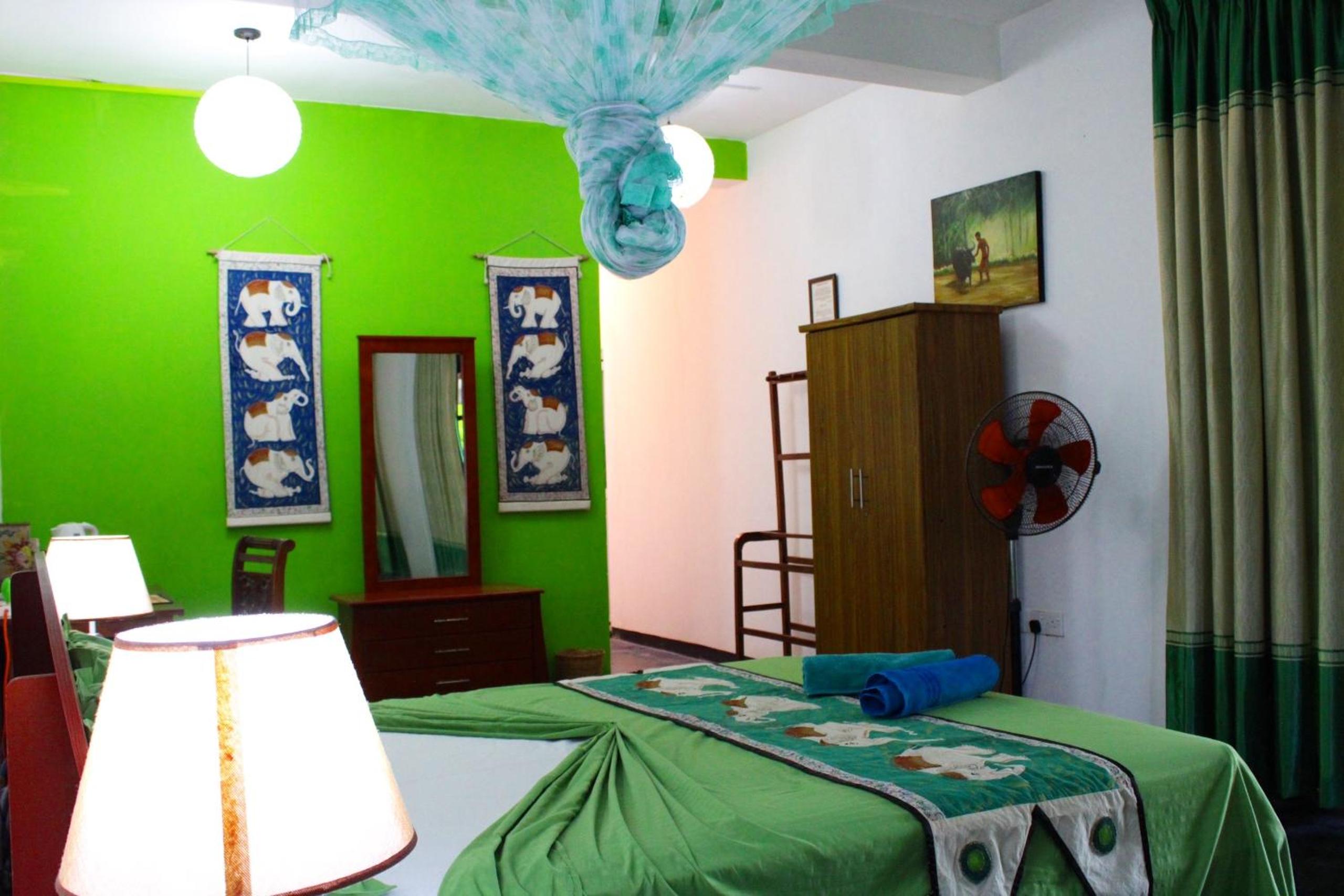 Raj Mahal Inn