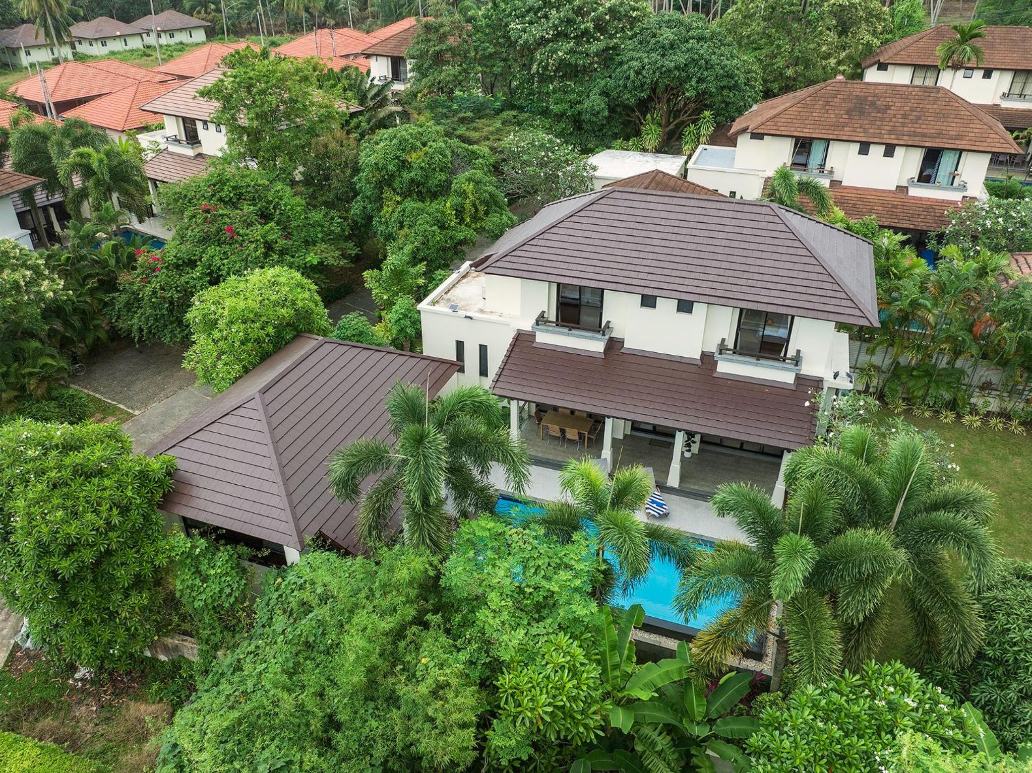 Villa Decor view 3