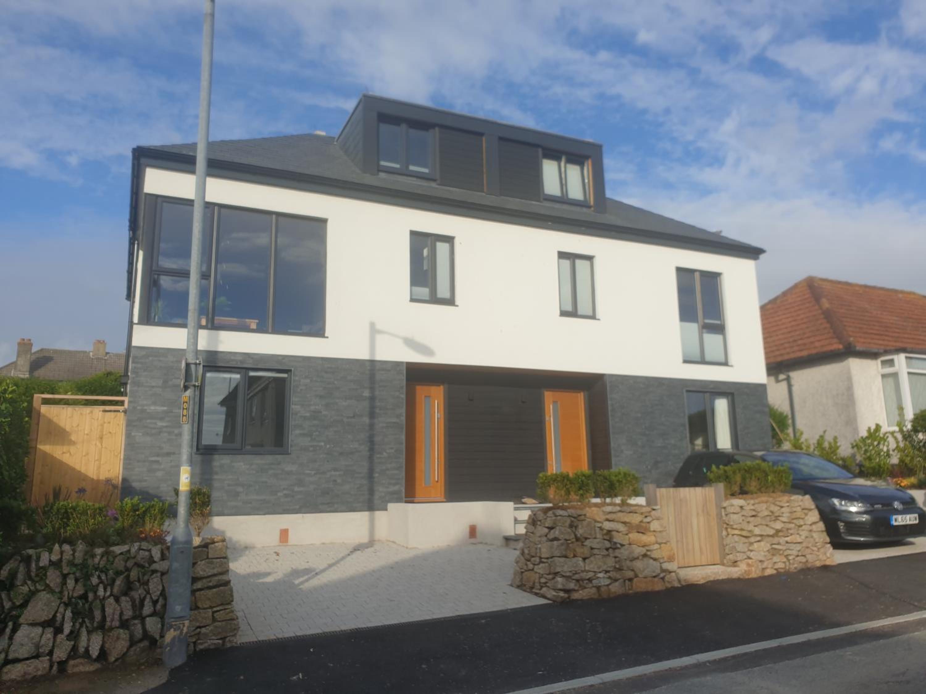 Hotel Modern open plan house, sea views and hot tub - Image 1