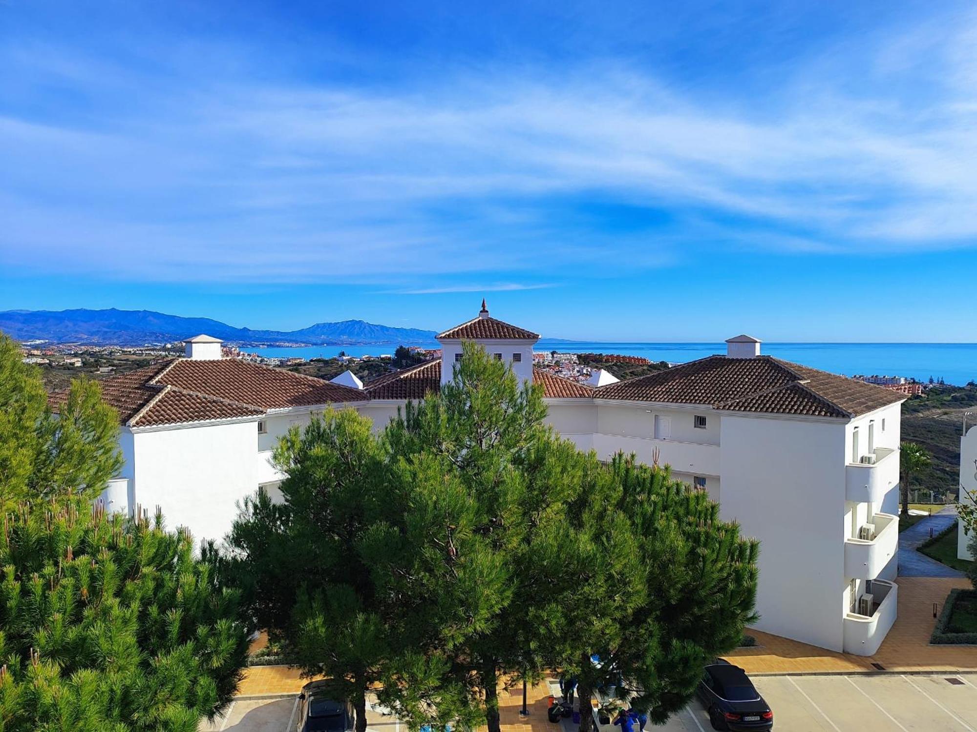 Happy Days: Lado Montaña 3 dorm • Valle Properties