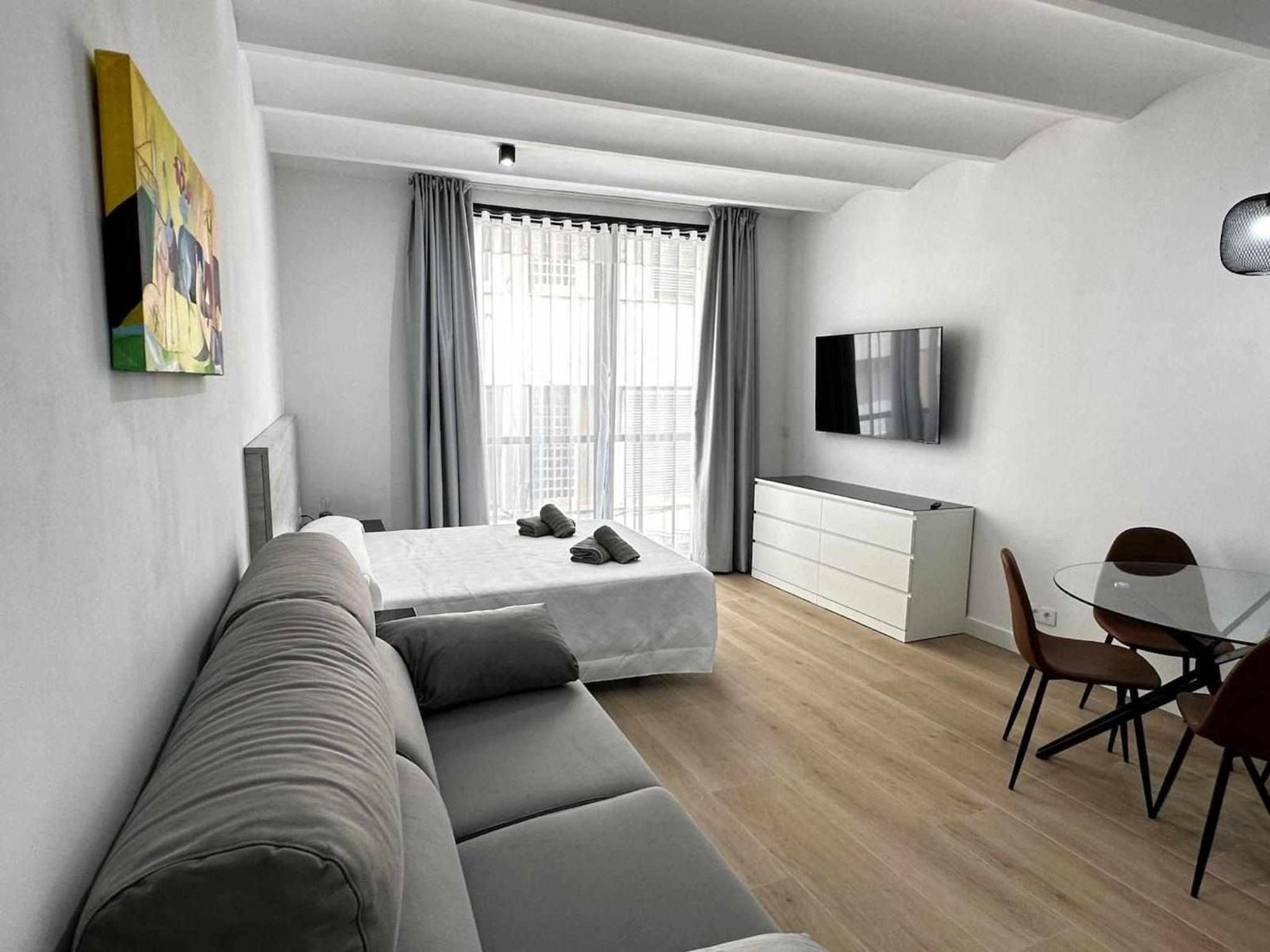 A H Rentals Picasso apartamento