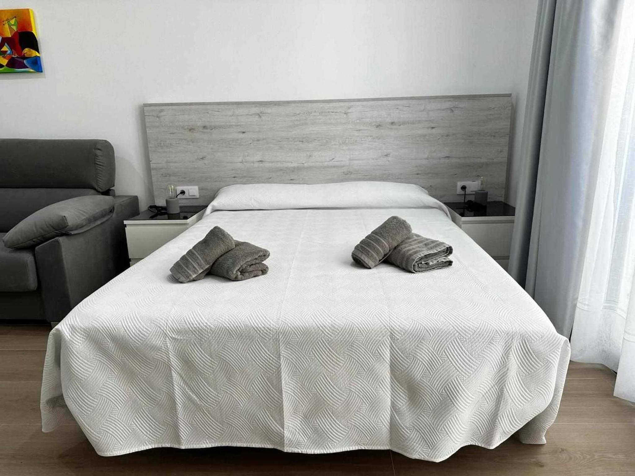 A H Rentals Picasso apartamento