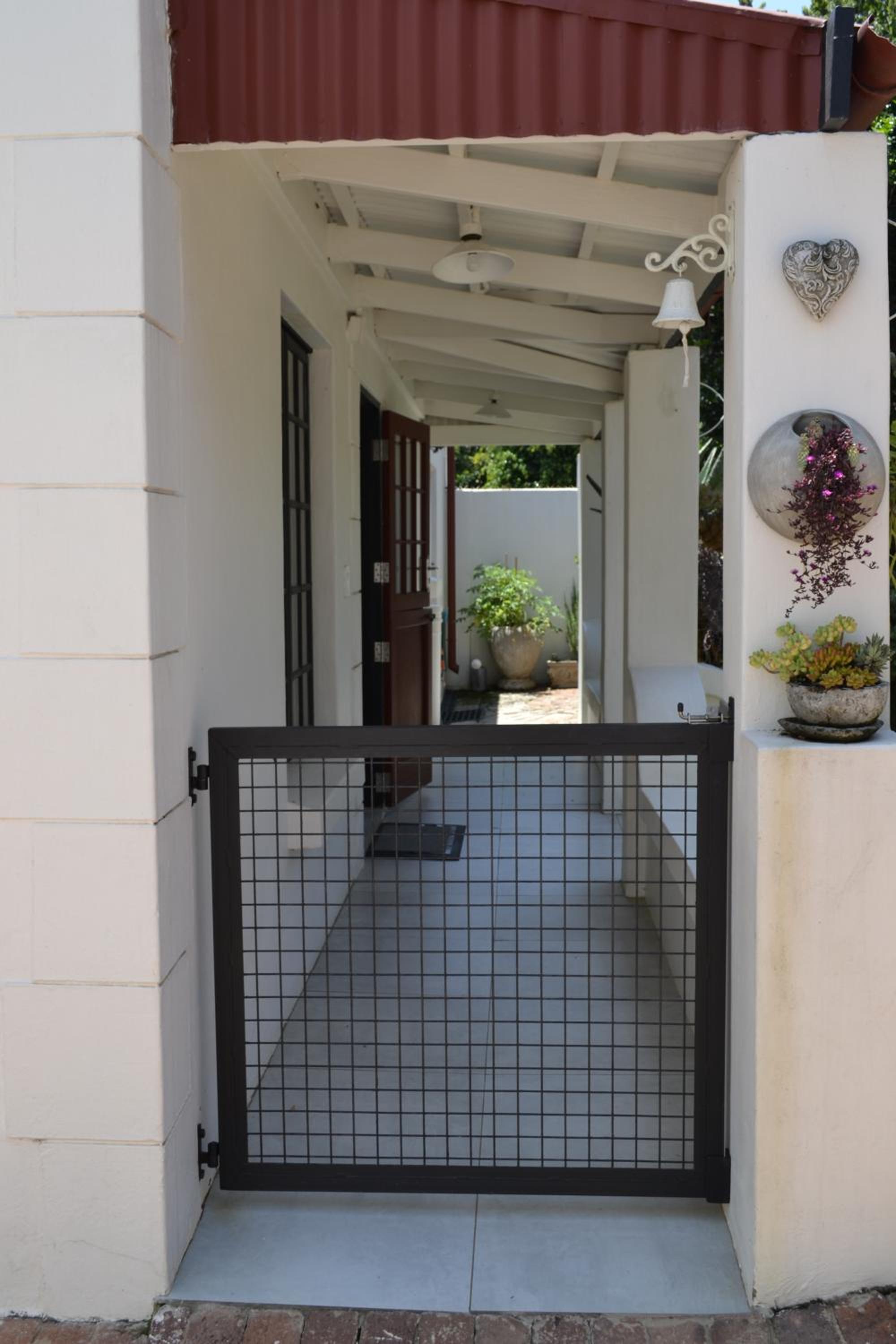 Zebra Cottage view 5