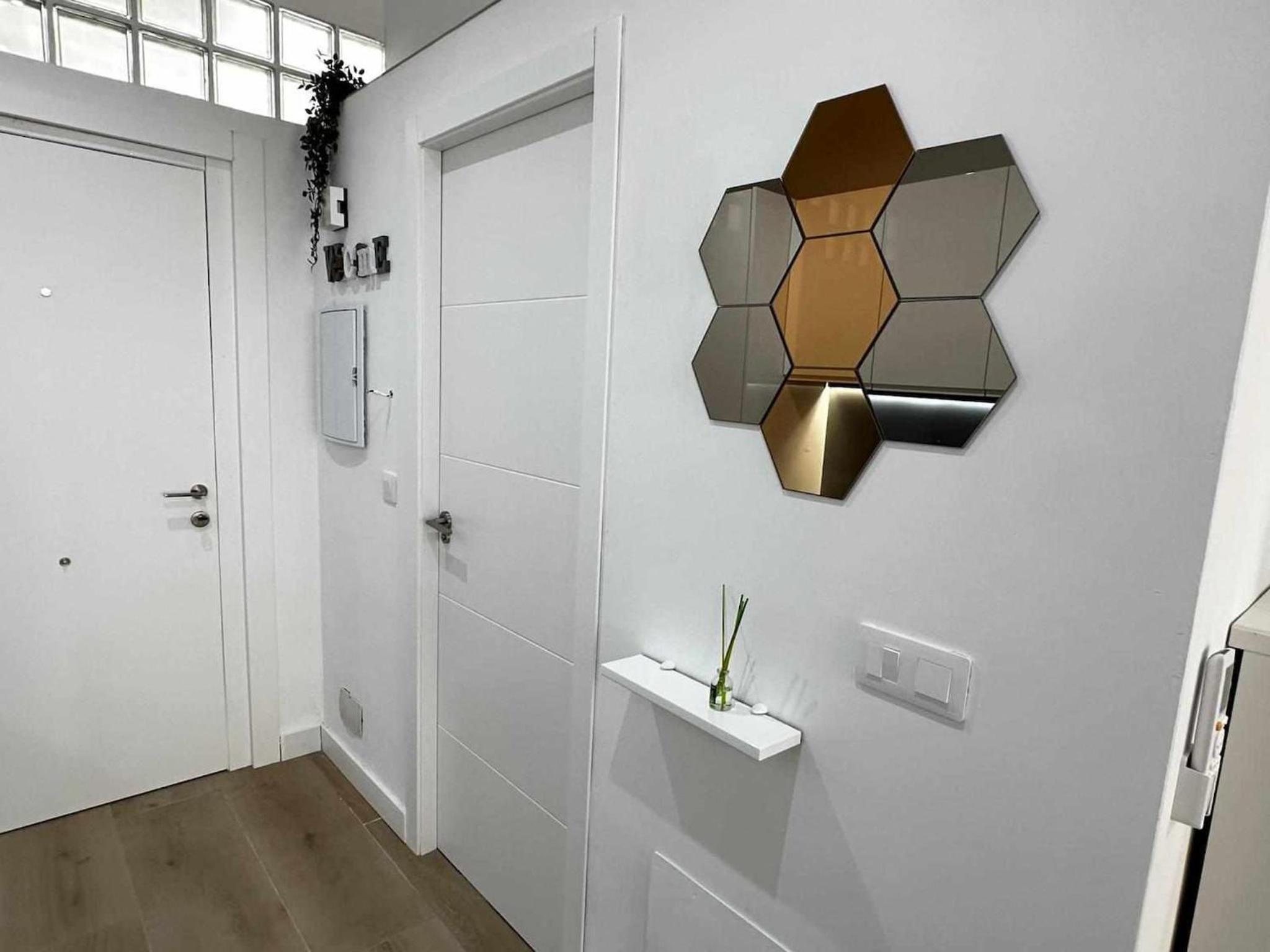 A H Rentals Picasso apartamento