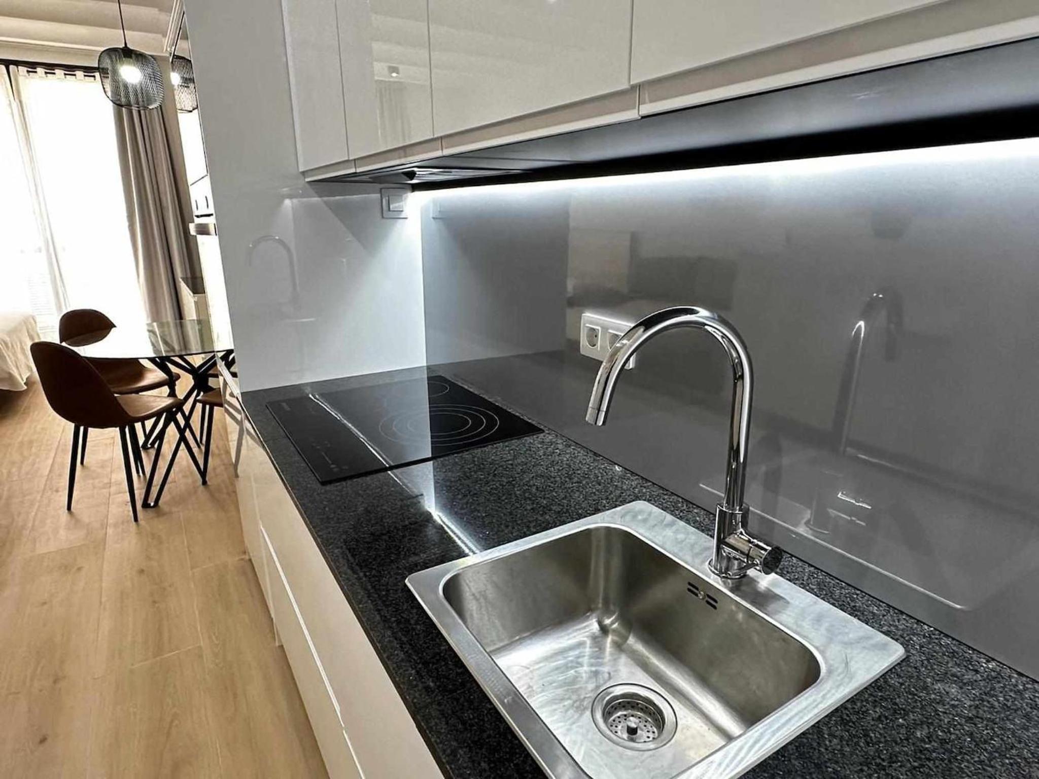 A H Rentals Picasso apartamento