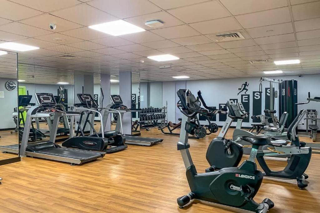 Pure Living - Spacious & Relaxing 2BR Apartment in Dubai Marina