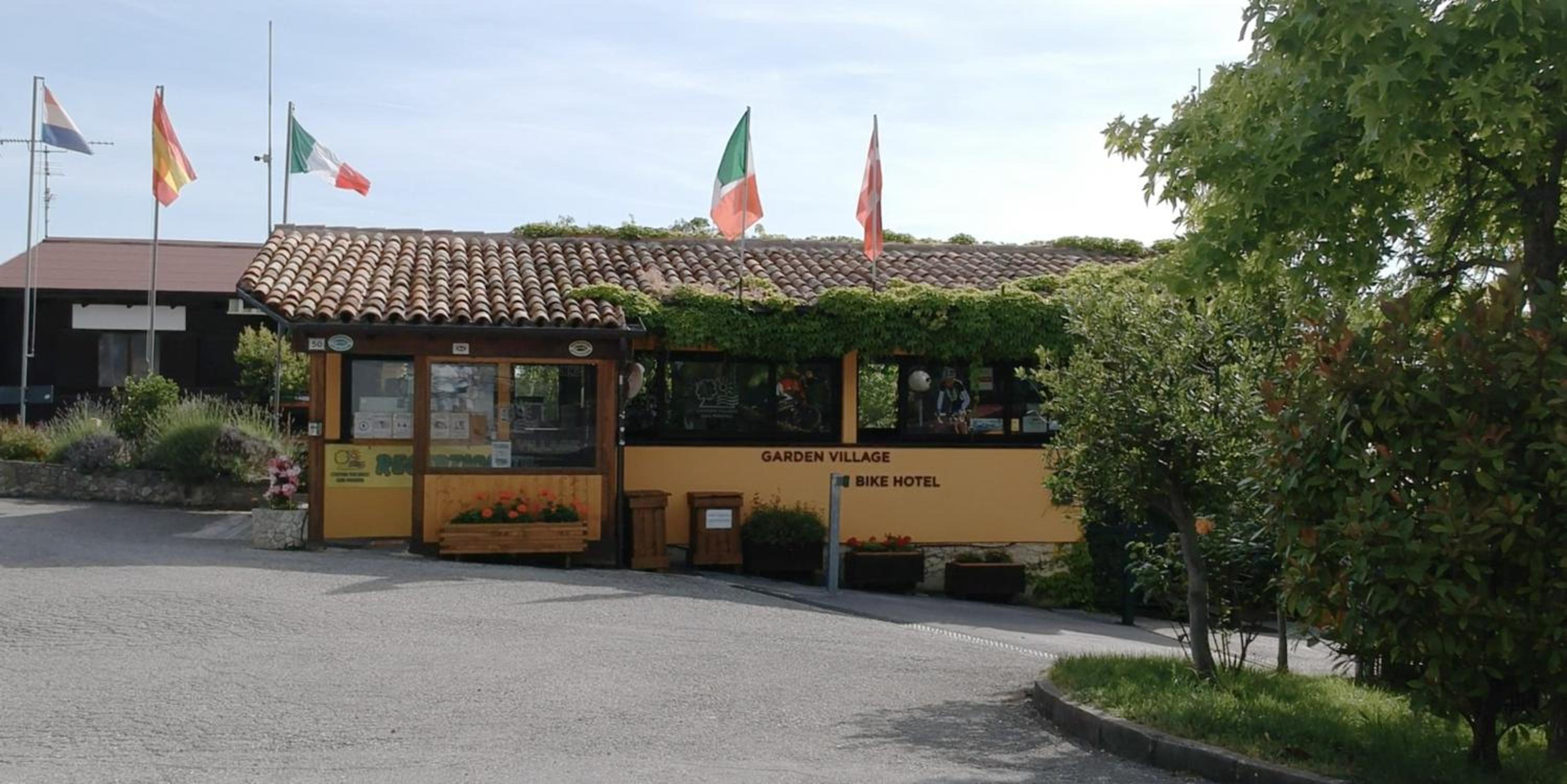 Photo 21