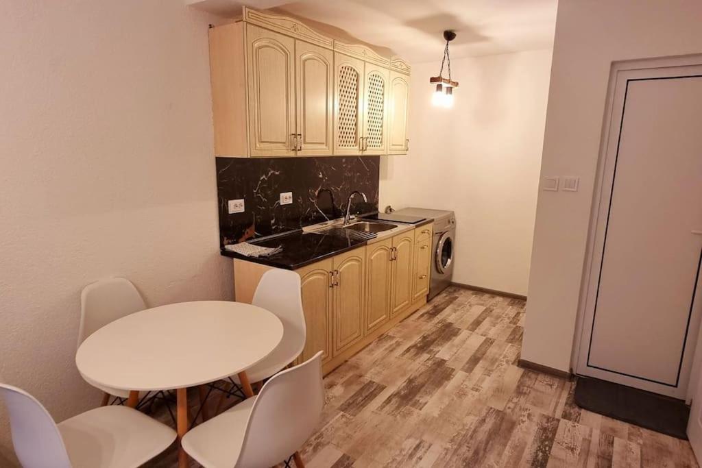 Sweet Home Apartament