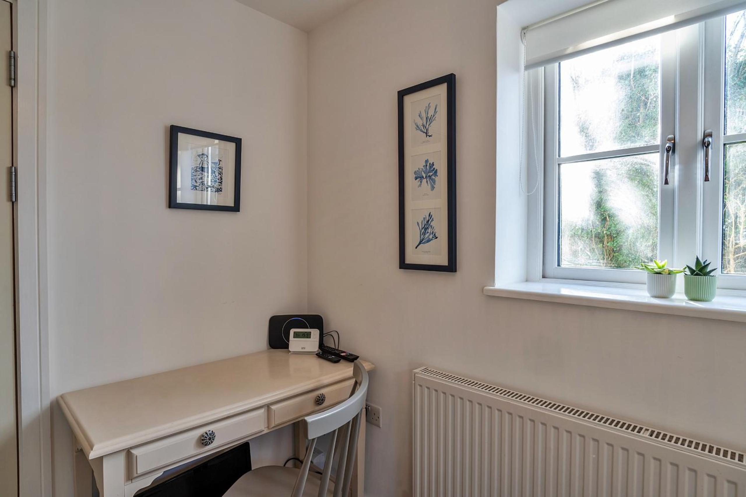 Finest Retreats - Teylu - Family home for 6 Adults and 3 children view 3