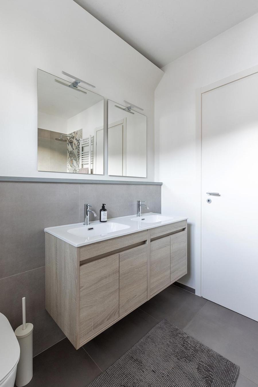 Casa Rina en Cannobio — bathroom