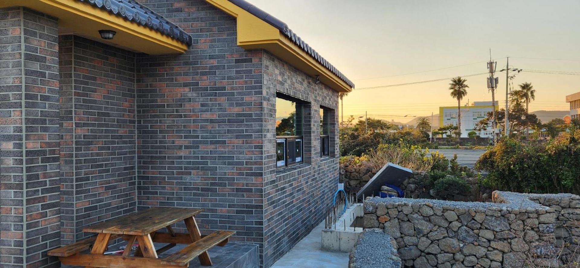 Onthestone Pension