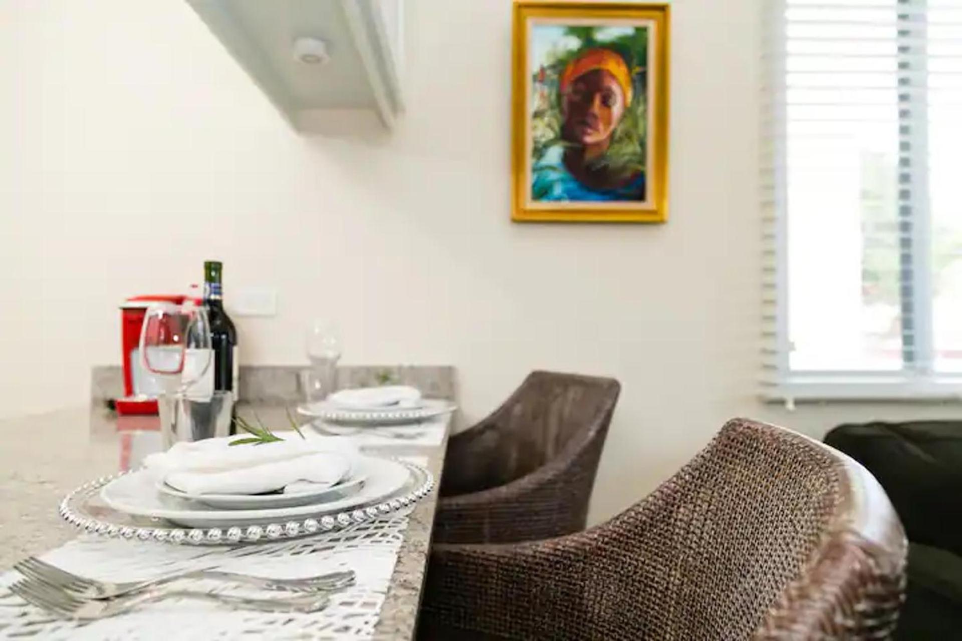 UrbanChic Studio in Kingston view 5