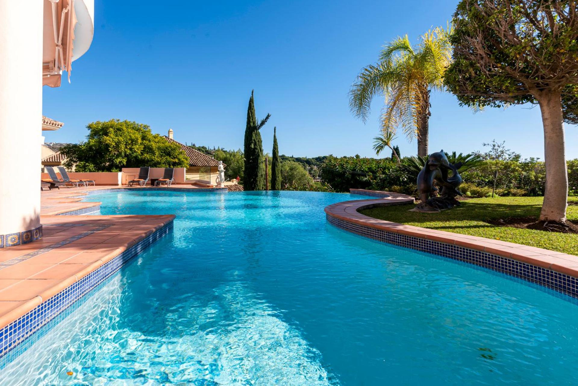 Luxury Villa Robledal By Mabiente - Views of the sea and the golf course view 5