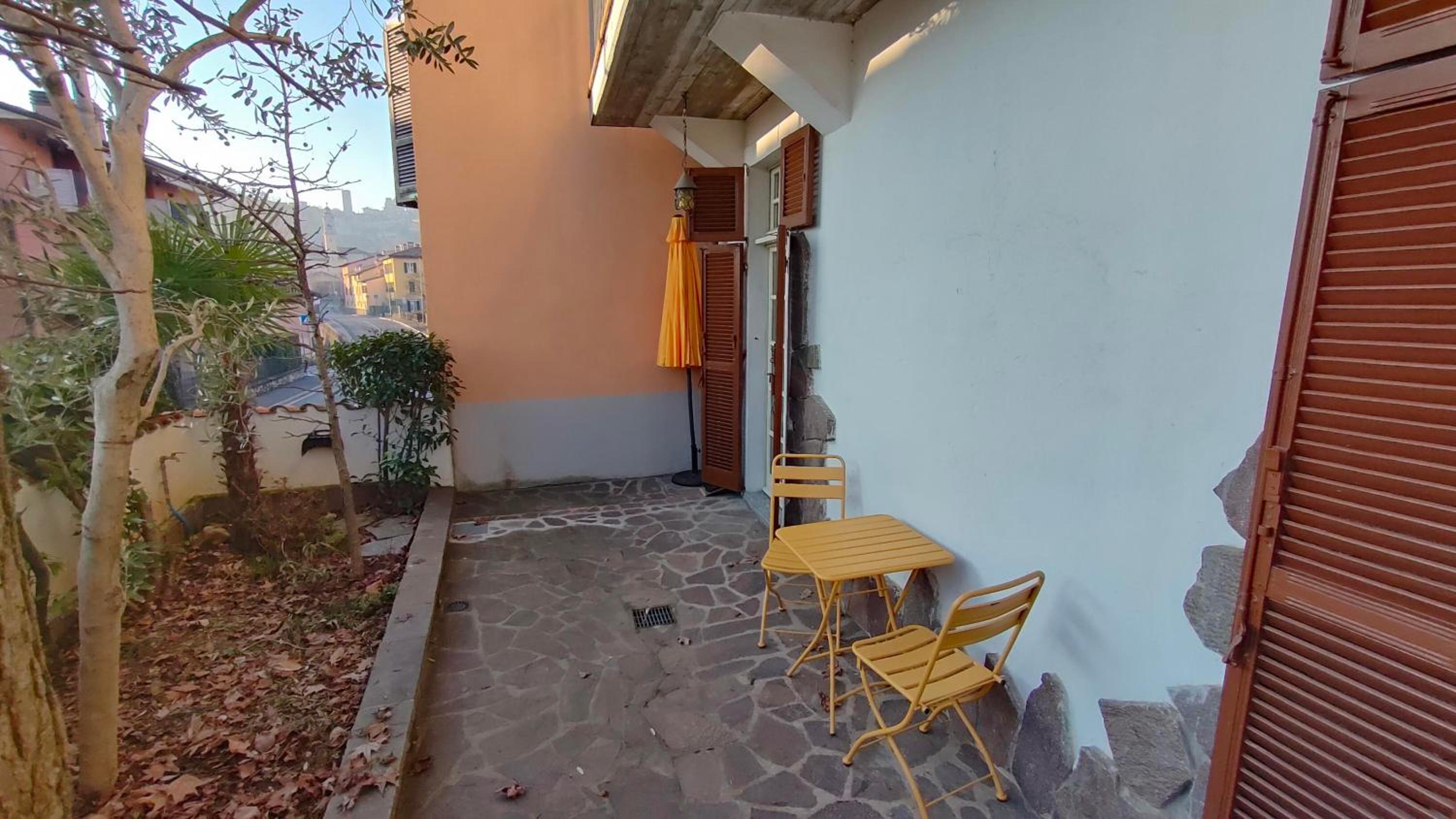 Nelly Bergamo Apartments view 2