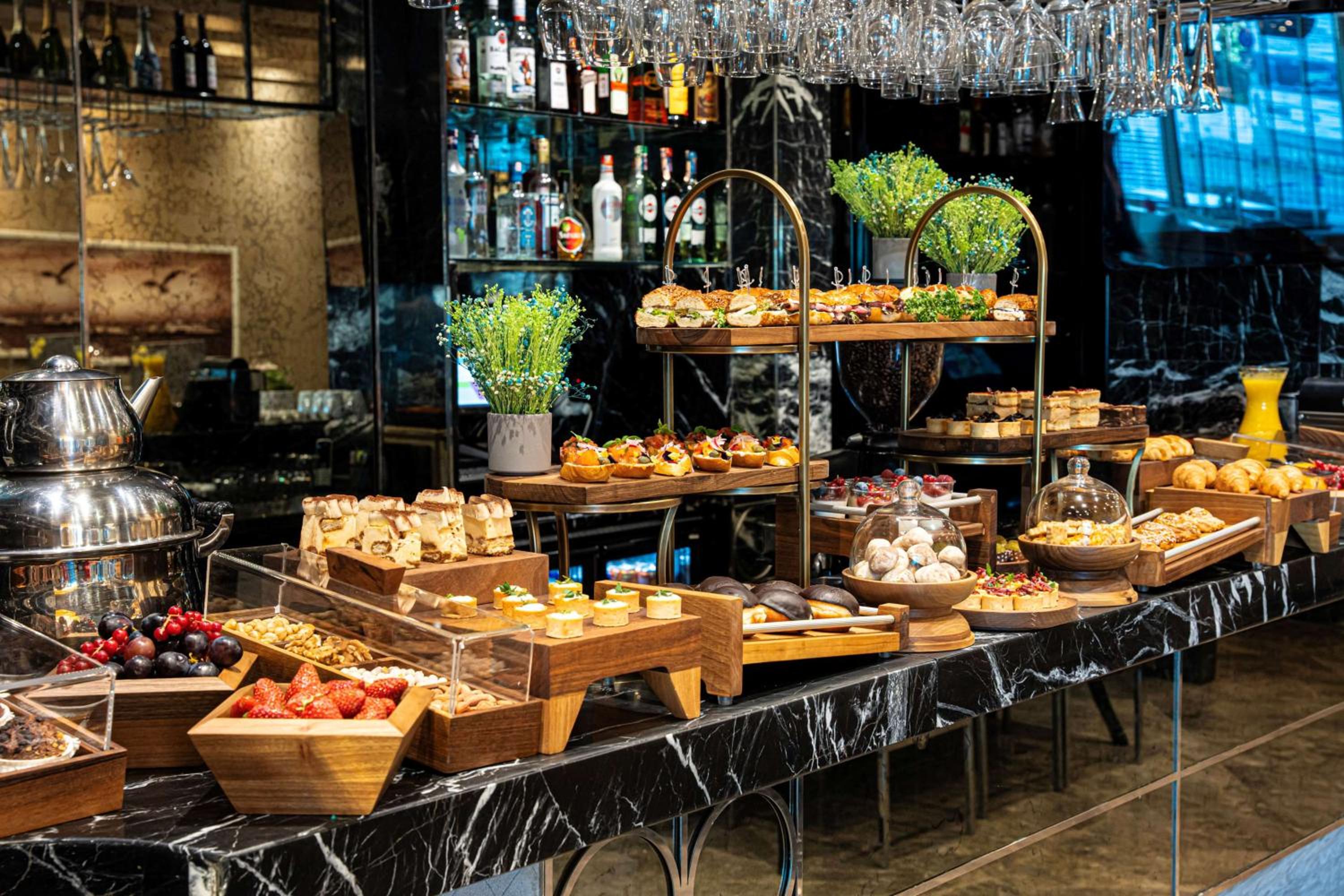 Radisson Blu Hotel Istanbul Pera - Image 34