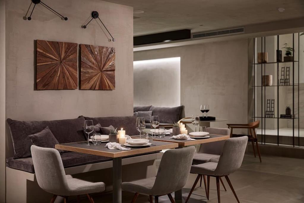 CW Athens Riviera Suite