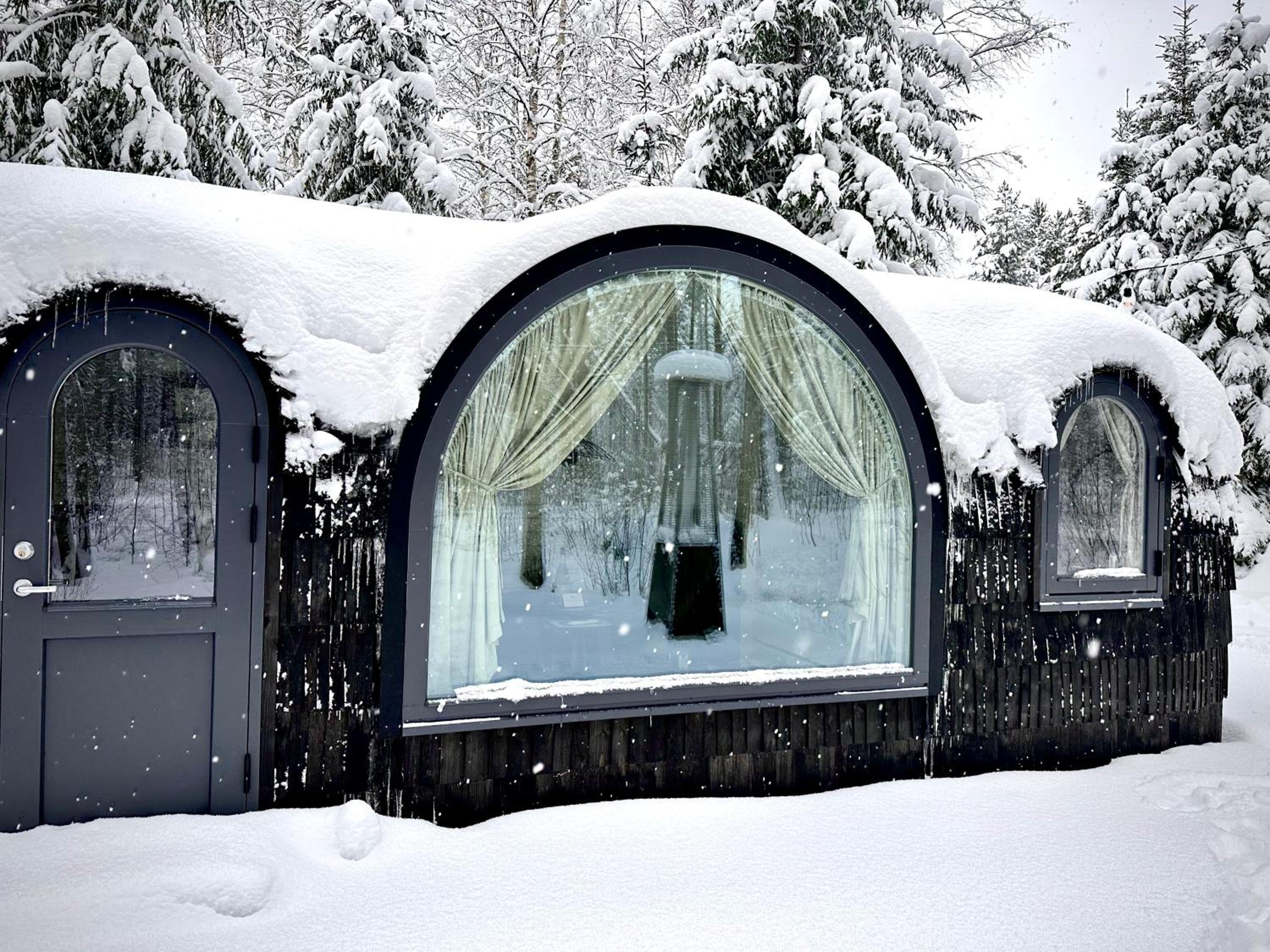 Pedaspä Igloo House and Sauna