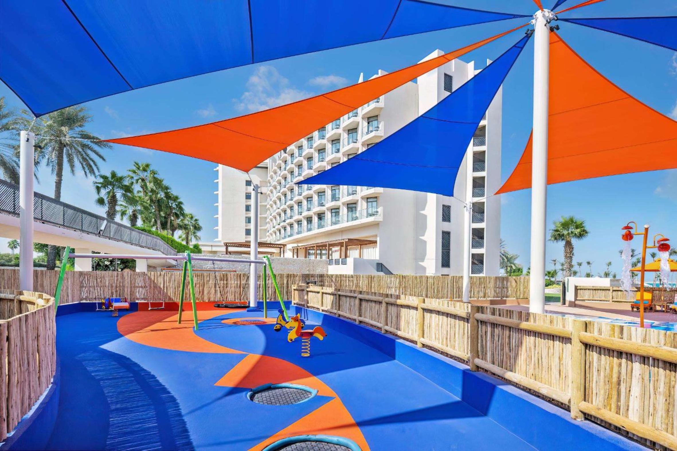 JA Palm Tree Court, Dubai