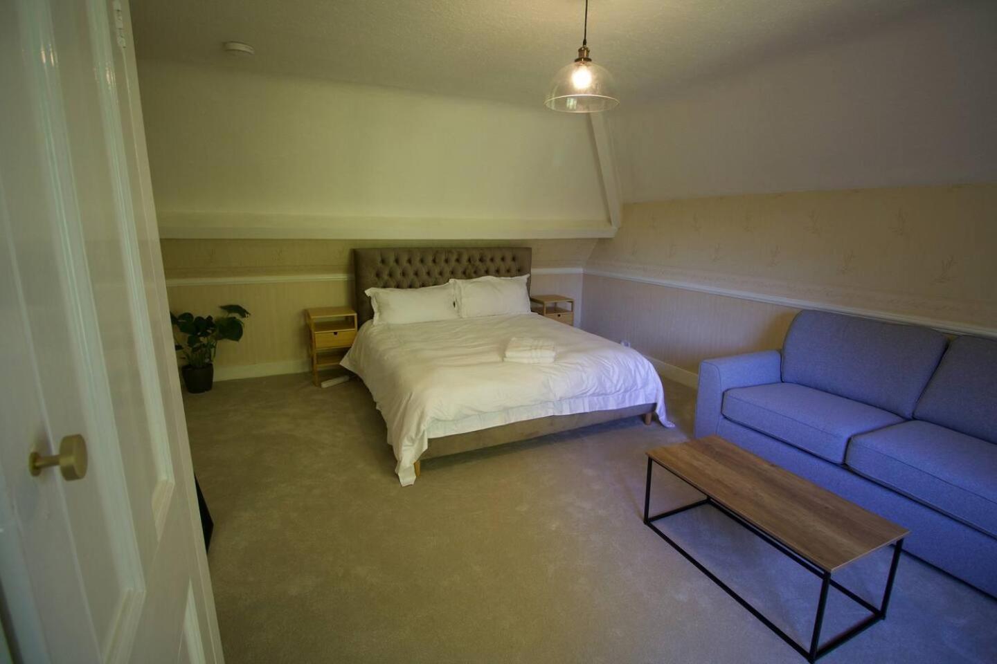 Mossley Hill Retreat