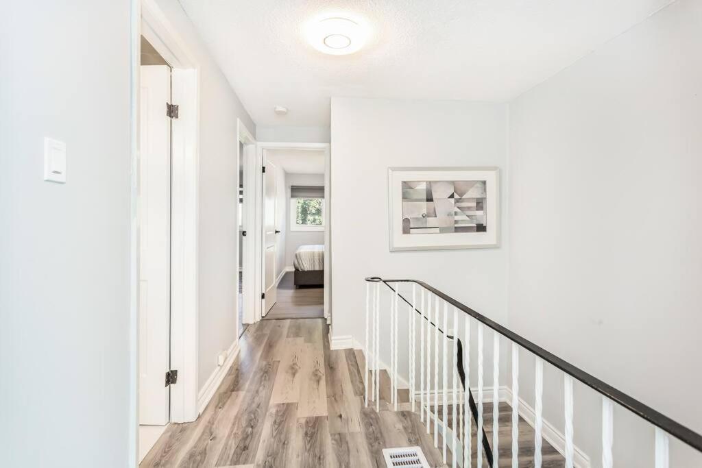 Upscale 3BR/2.5BATH House +Games room and Yard!