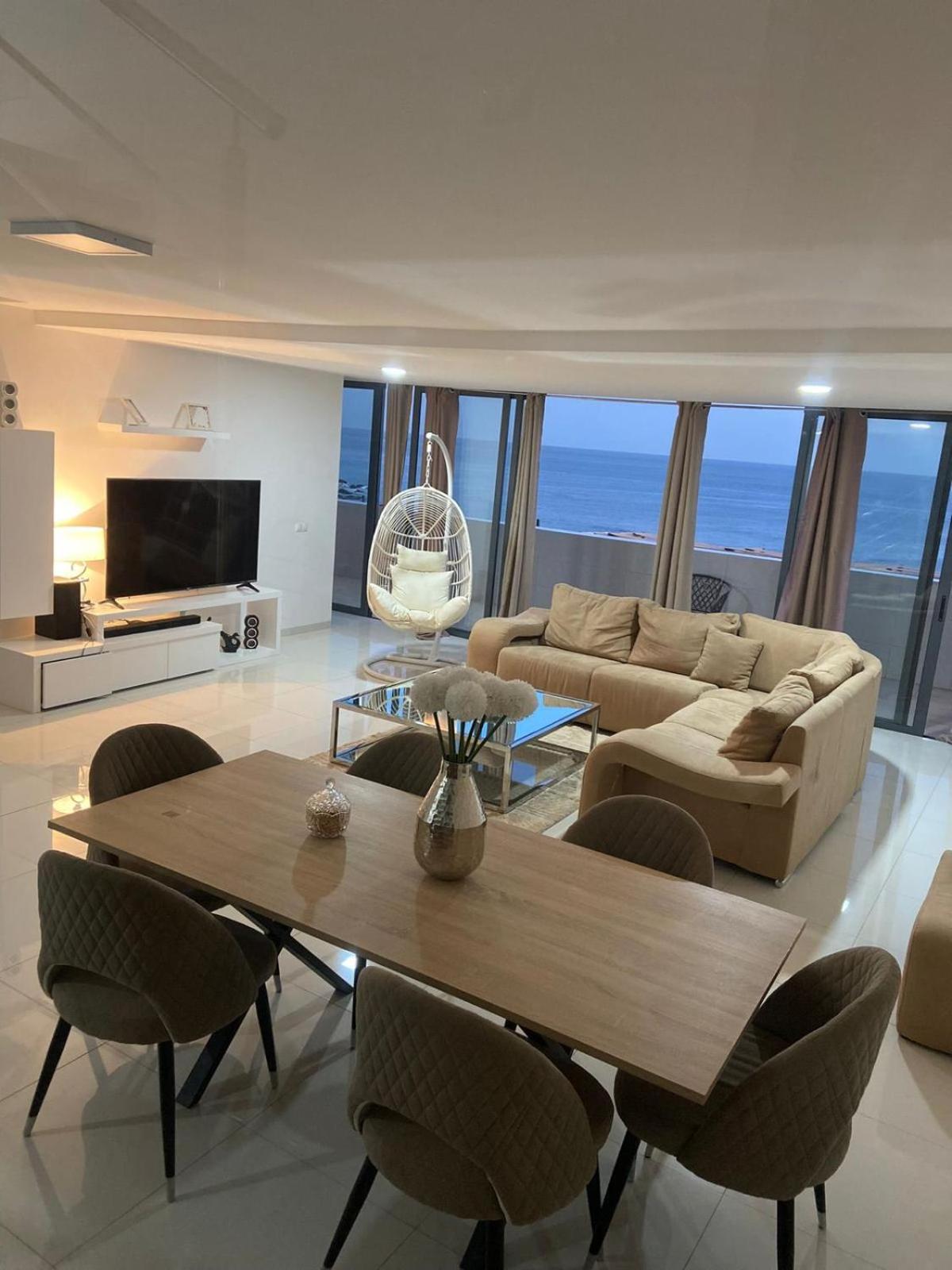 NICE DUPLEX, PRAIA