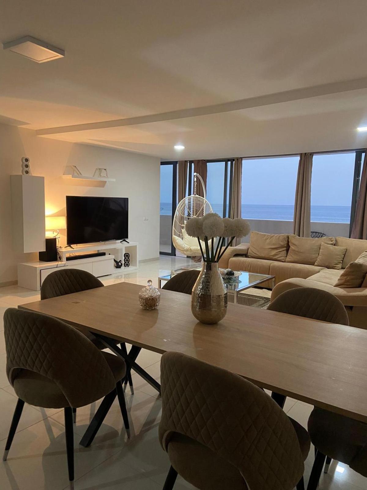NICE DUPLEX, PRAIA
