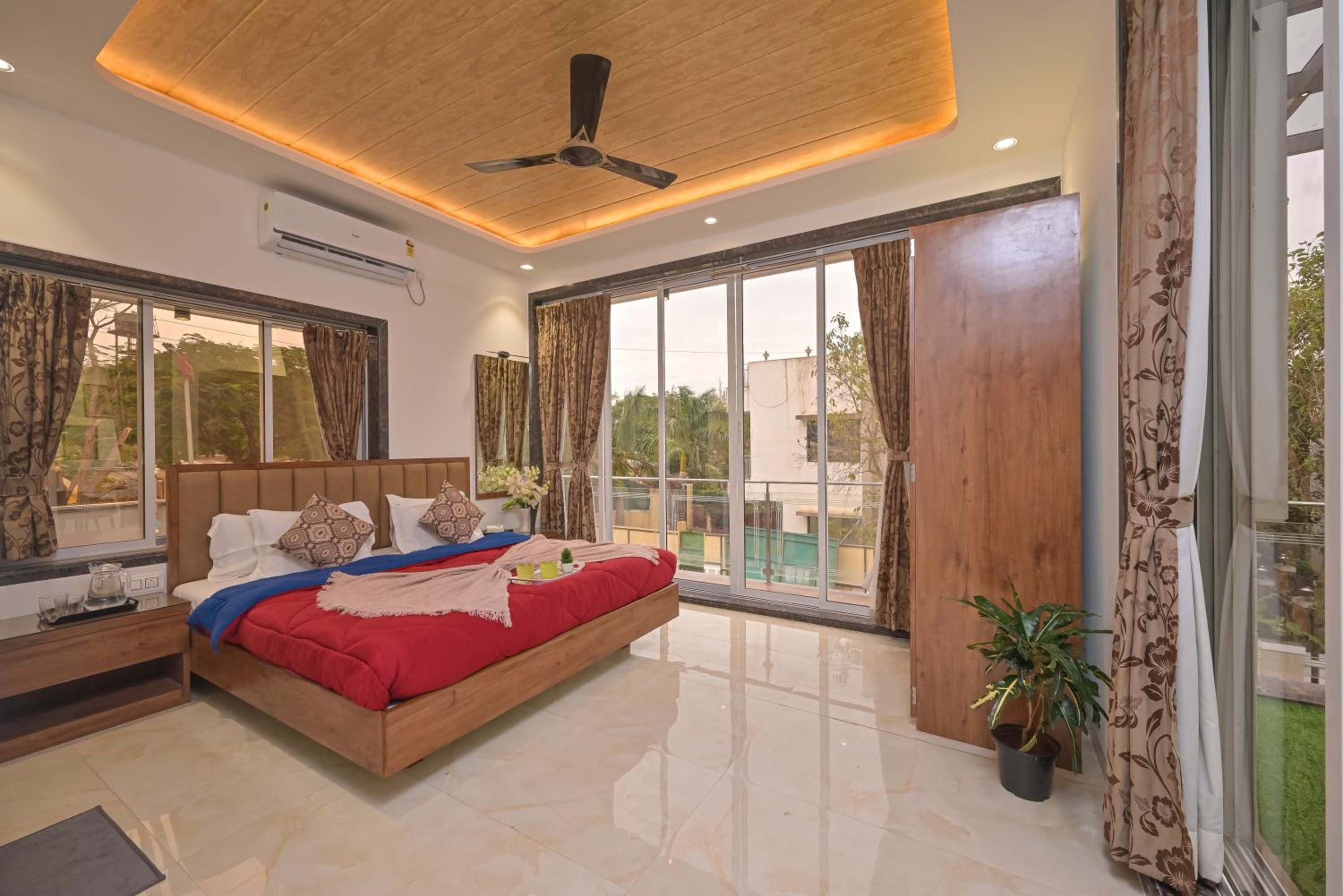 Azure Retreat Villa By Tropicana Stays